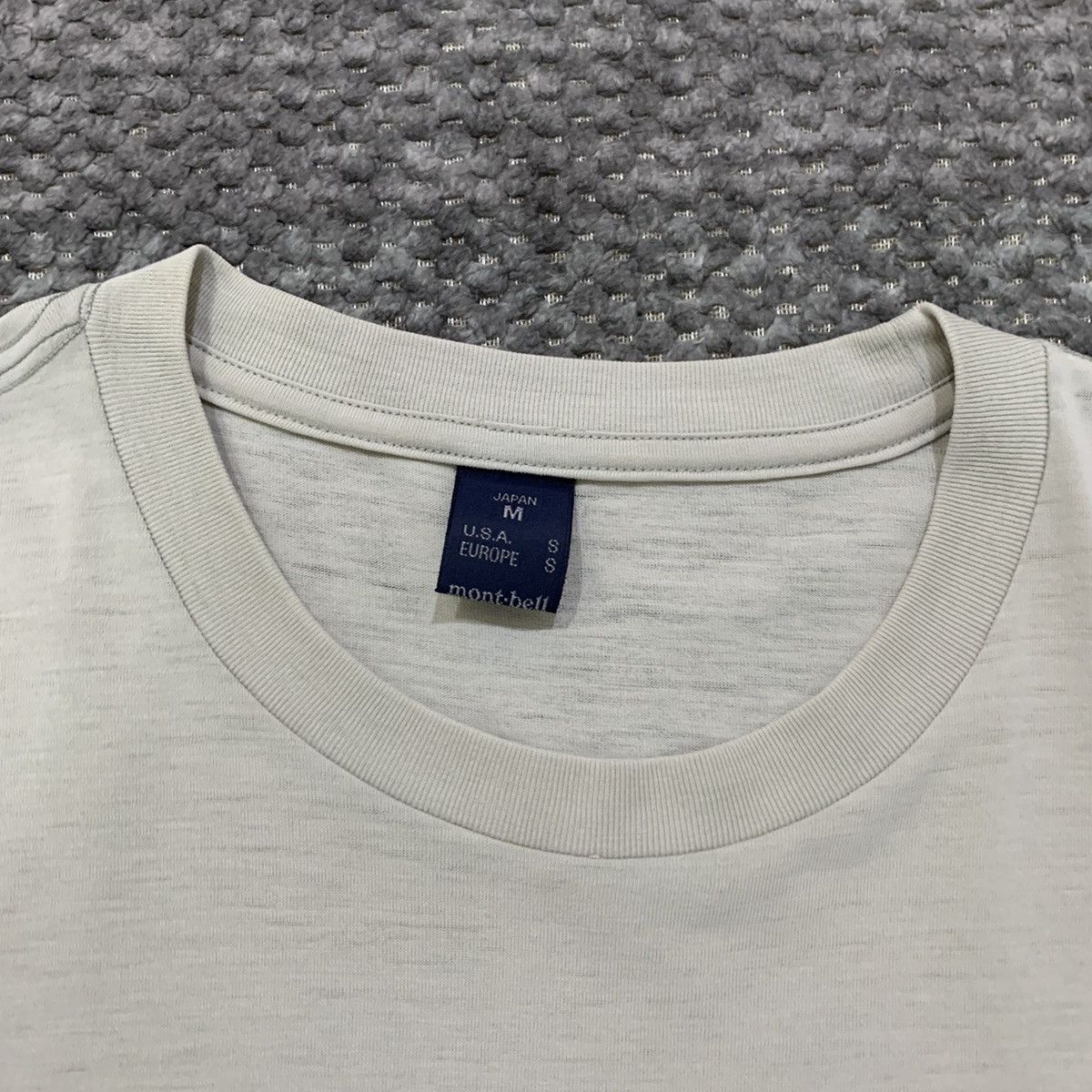 Montbell MONTBELL Vintage 90s Stretchable Big Logo Streetwear TShirt Size US S / EU 44-46 / 1 - 4 Thumbnail