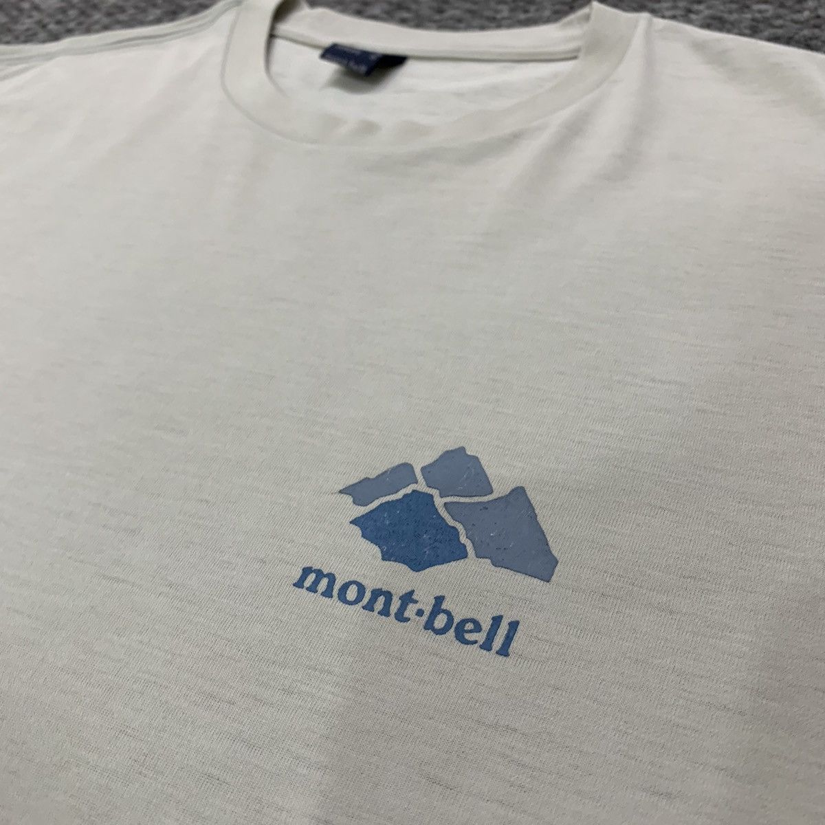 Montbell MONTBELL Vintage 90s Stretchable Big Logo Streetwear TShirt Size US S / EU 44-46 / 1 - 3 Thumbnail