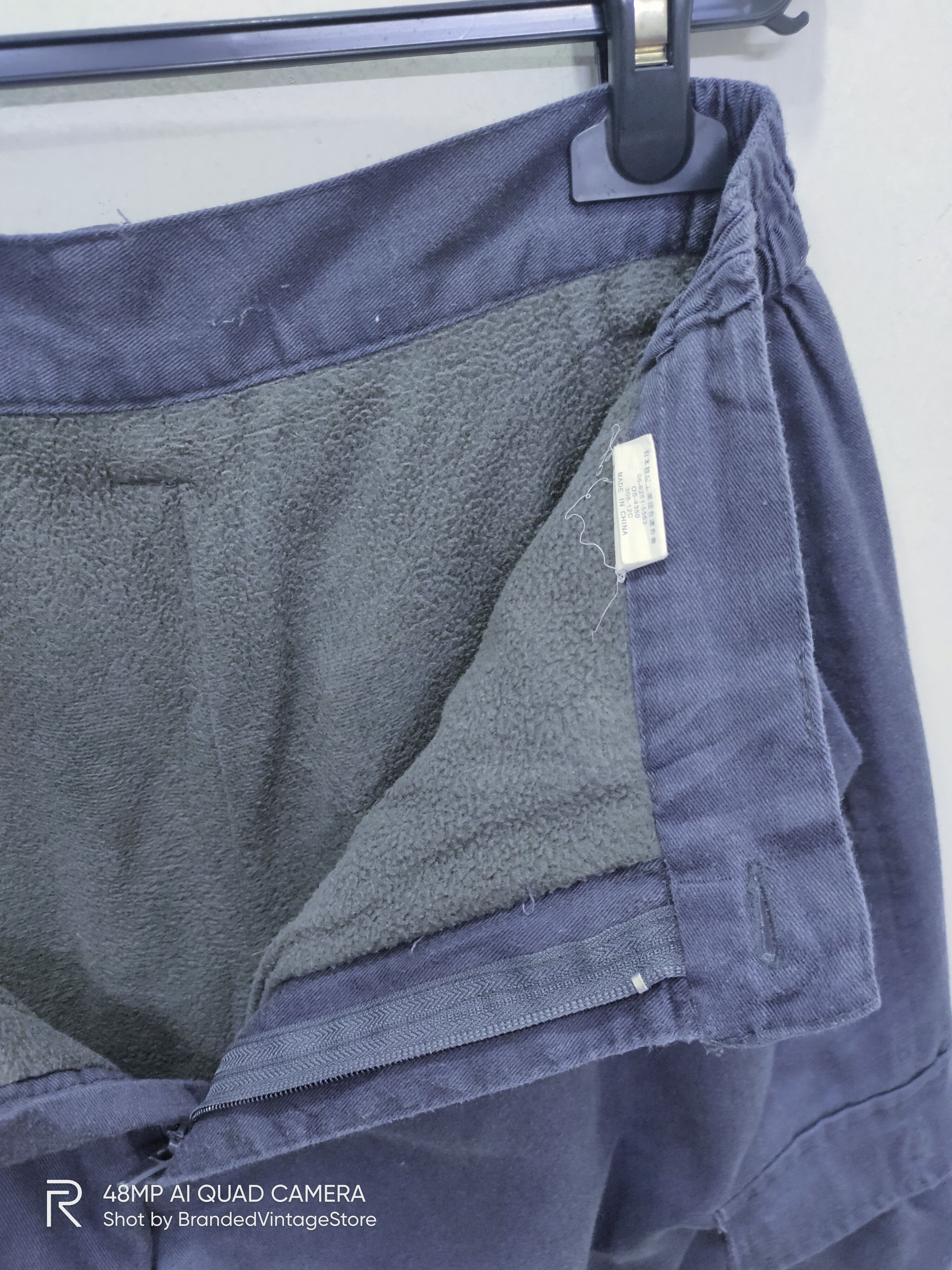 Japanese Brand × Vintage Vintage Fleece Inside Elastic Waistband Workwear Cargo Pant Size US 29 - 13 Thumbnail