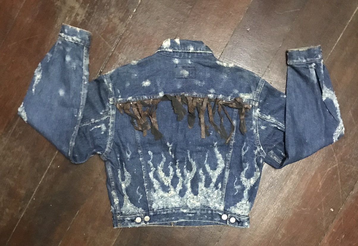 Levi's Vintage Clothing 🔥RARE🔥Levi’s distressed denim jacket Size US M / EU 48-50 / 2 - 10 Thumbnail