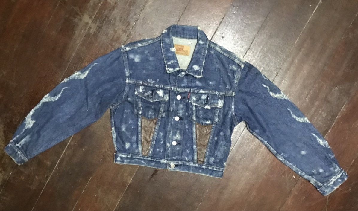 Levi's Vintage Clothing 🔥RARE🔥Levi’s distressed denim jacket Size US M / EU 48-50 / 2 - 9 Thumbnail