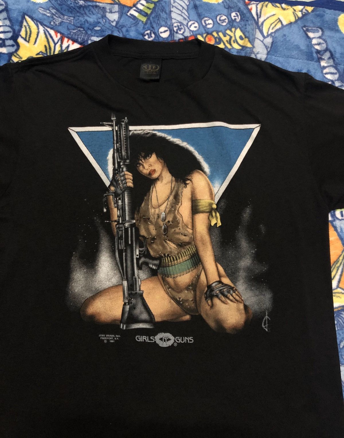 Vintage Vintage Girls N Guns Size US L / EU 52-54 / 3 - 2 Thumbnail
