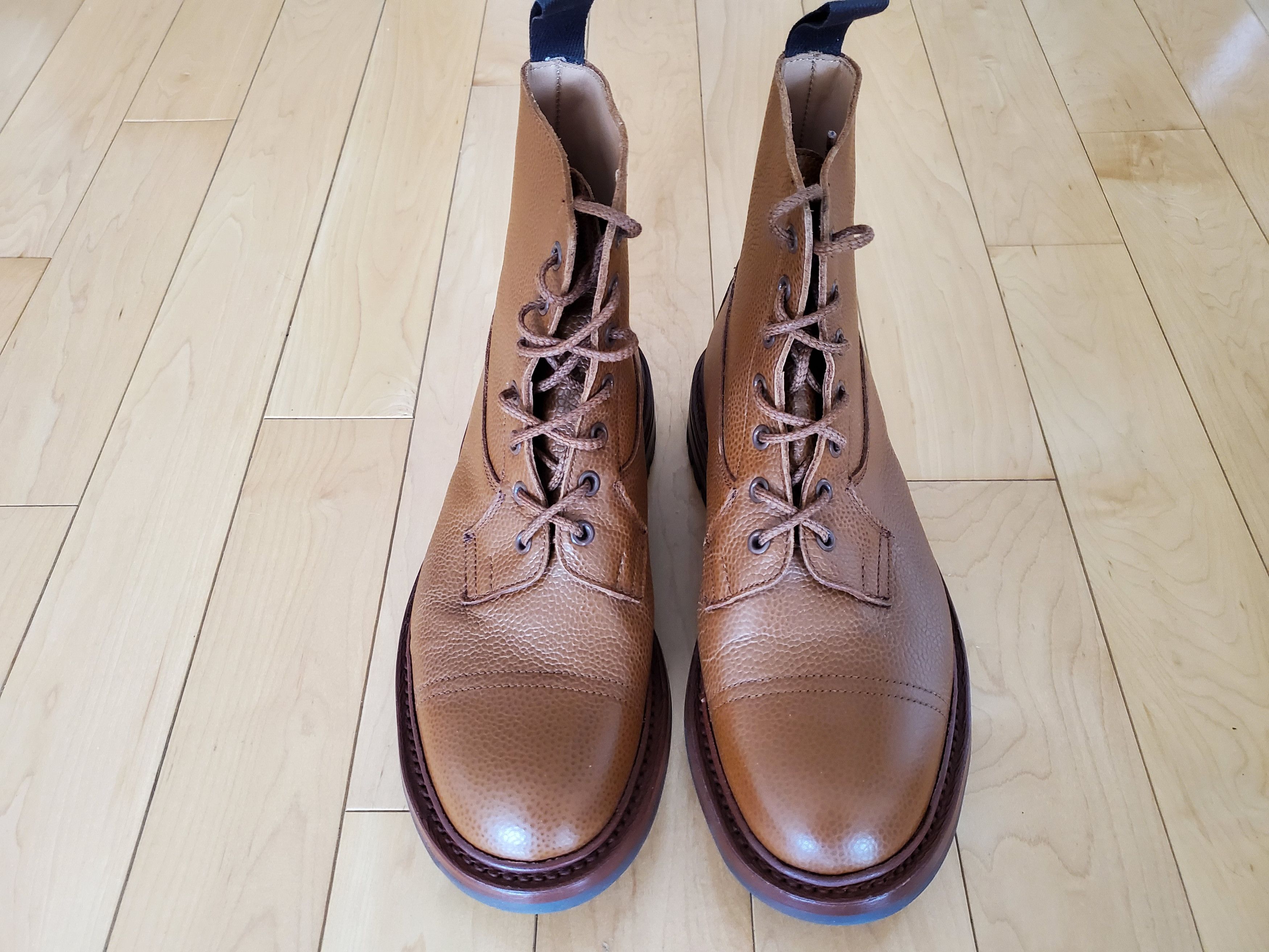 Trickers Grassmere Softee Grain Leather UK 7.5 Wide Commando Sole 