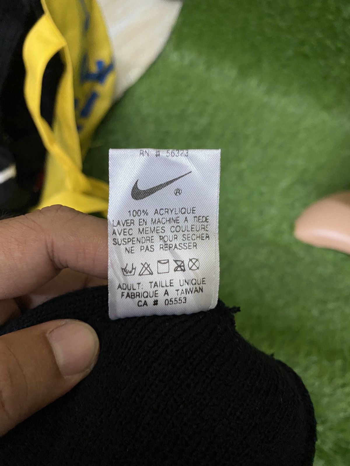 Nike Rare!! Vintage 90s Nike Center Logo Beanie Hat Size ONE SIZE - 5 Thumbnail