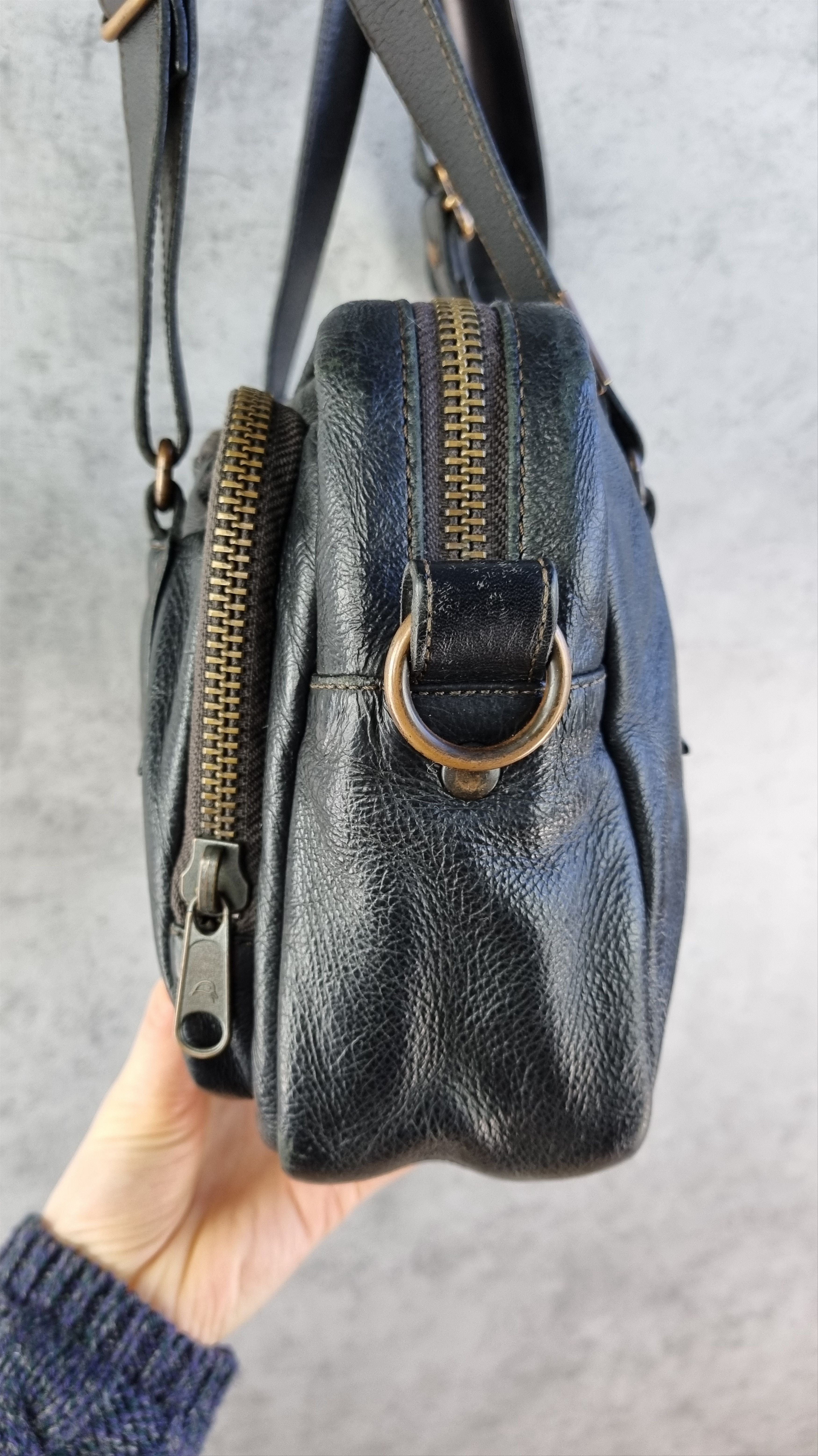 Genuine Leather × Mandarina Duck Rare Mandarina Duck Leather Bag Size ONE SIZE - 9 Thumbnail