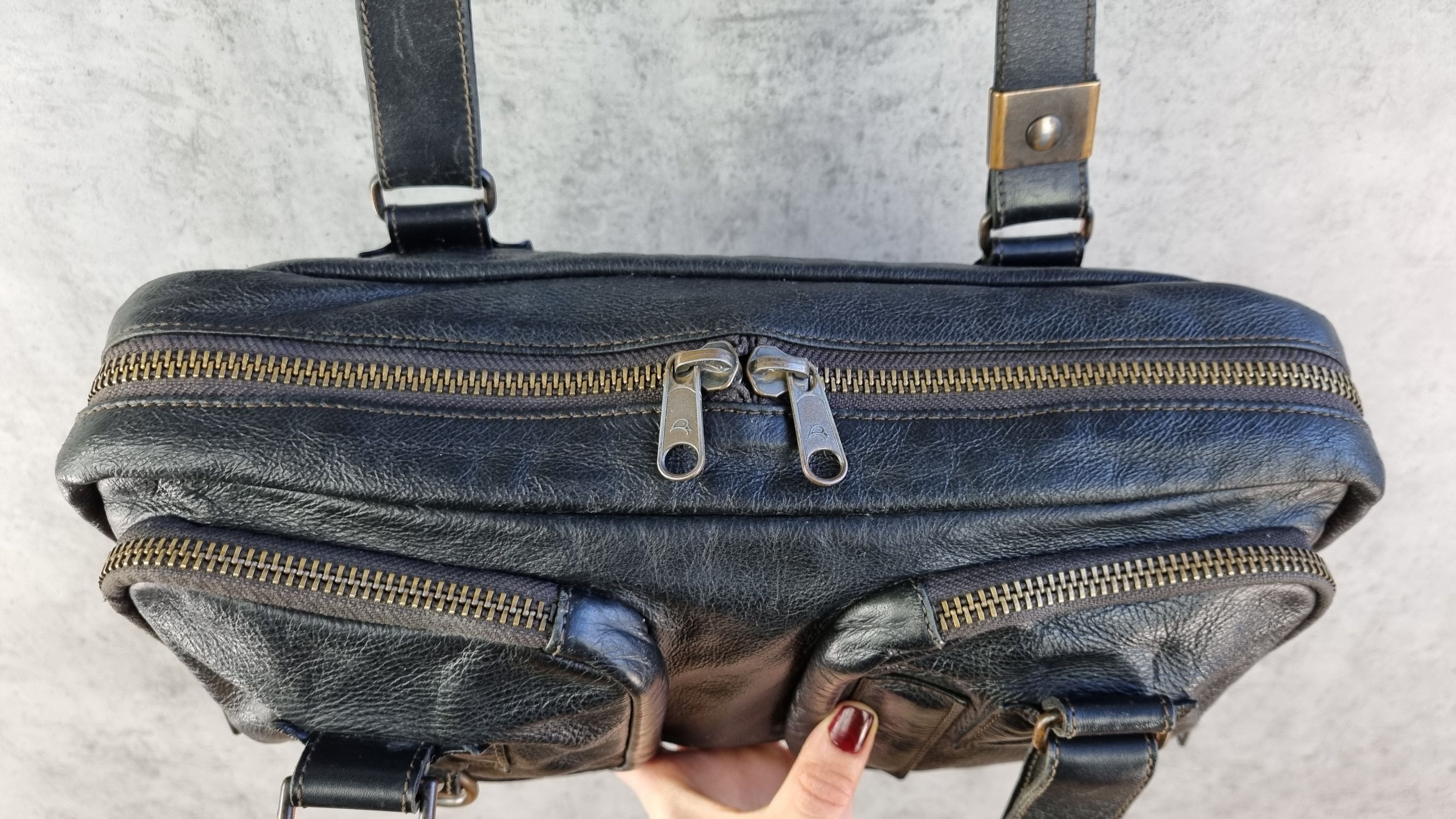 Genuine Leather × Mandarina Duck Rare Mandarina Duck Leather Bag Size ONE SIZE - 12 Thumbnail
