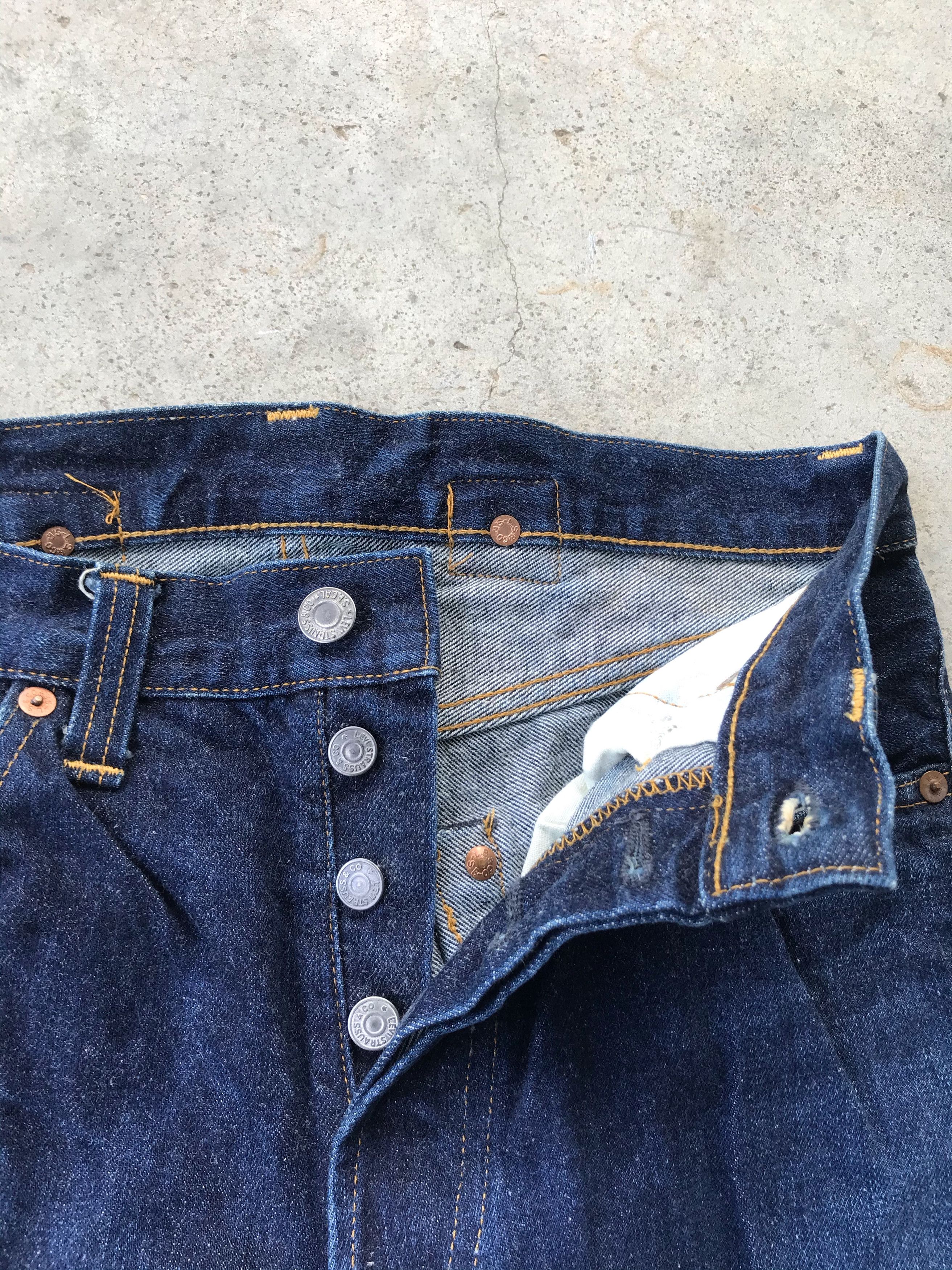 Levi's Vintage 80s Levi's 201xx buckle back dark blue denim jeans Size US 28 / EU 44 - 10 Thumbnail