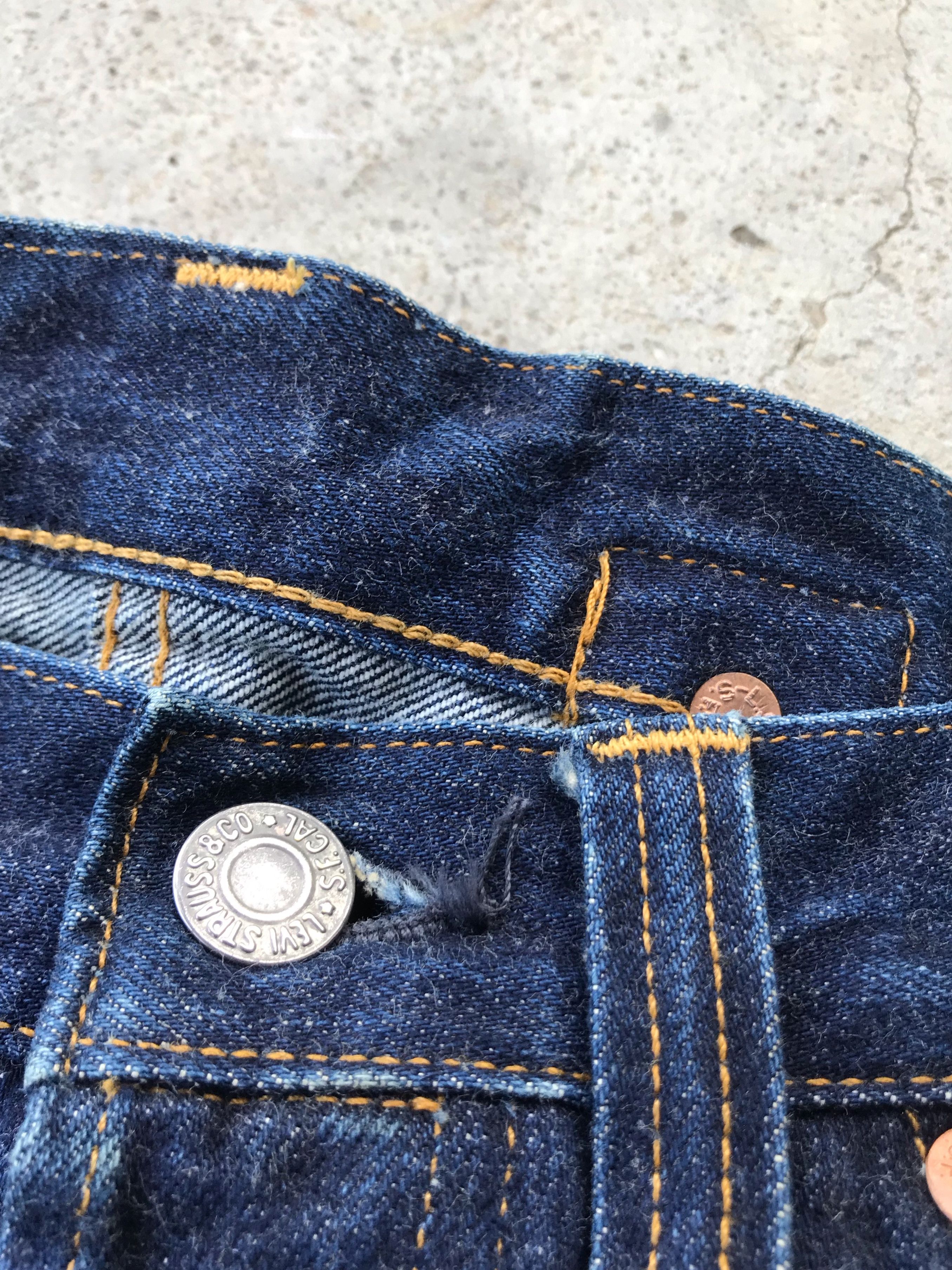 Levi's Vintage 80s Levi's 201xx buckle back dark blue denim jeans Size US 28 / EU 44 - 9 Thumbnail