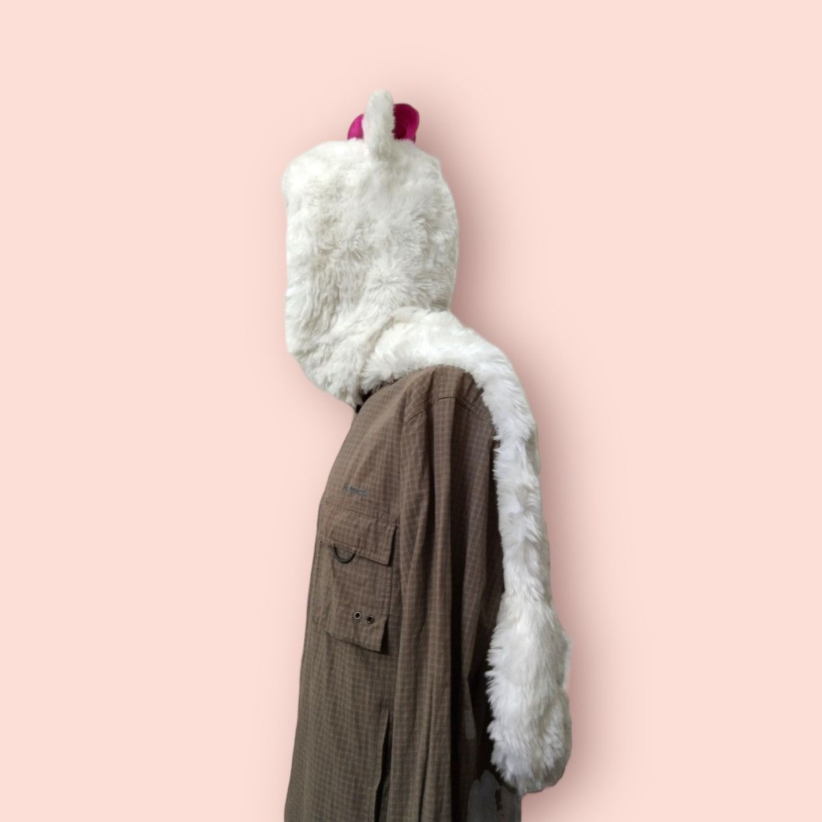 Disney × Japanese Brand FAUX FUR DISNEY CHARACTER HAT SCARFT Size ONE SIZE - 3 Thumbnail