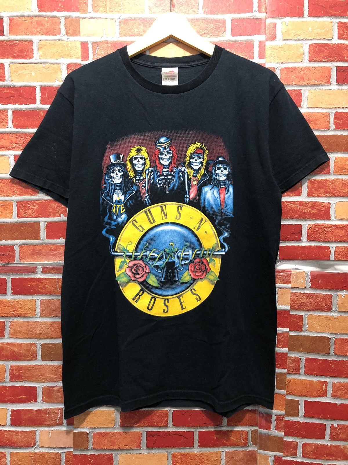 Band Tees Vintage 00s Guns N Roses Photo T-Shirt Size US M / EU 48-50 / 2 - 1 Thumbnail