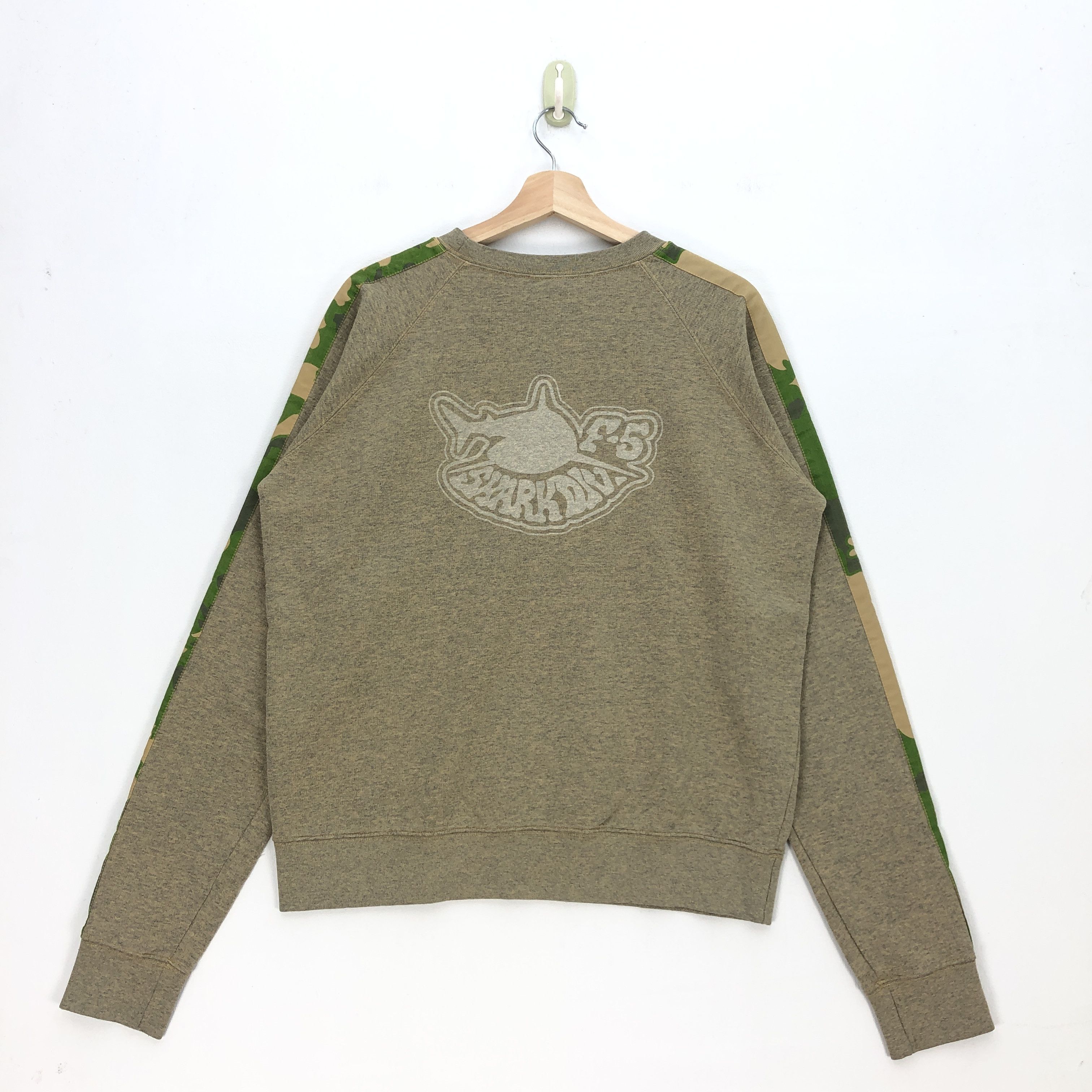 Diesel × Vintage Vintage Diesel Sweatshirt Diesel Shark Crewneck Sweater Size US L / EU 52-54 / 3 - 1 Thumbnail