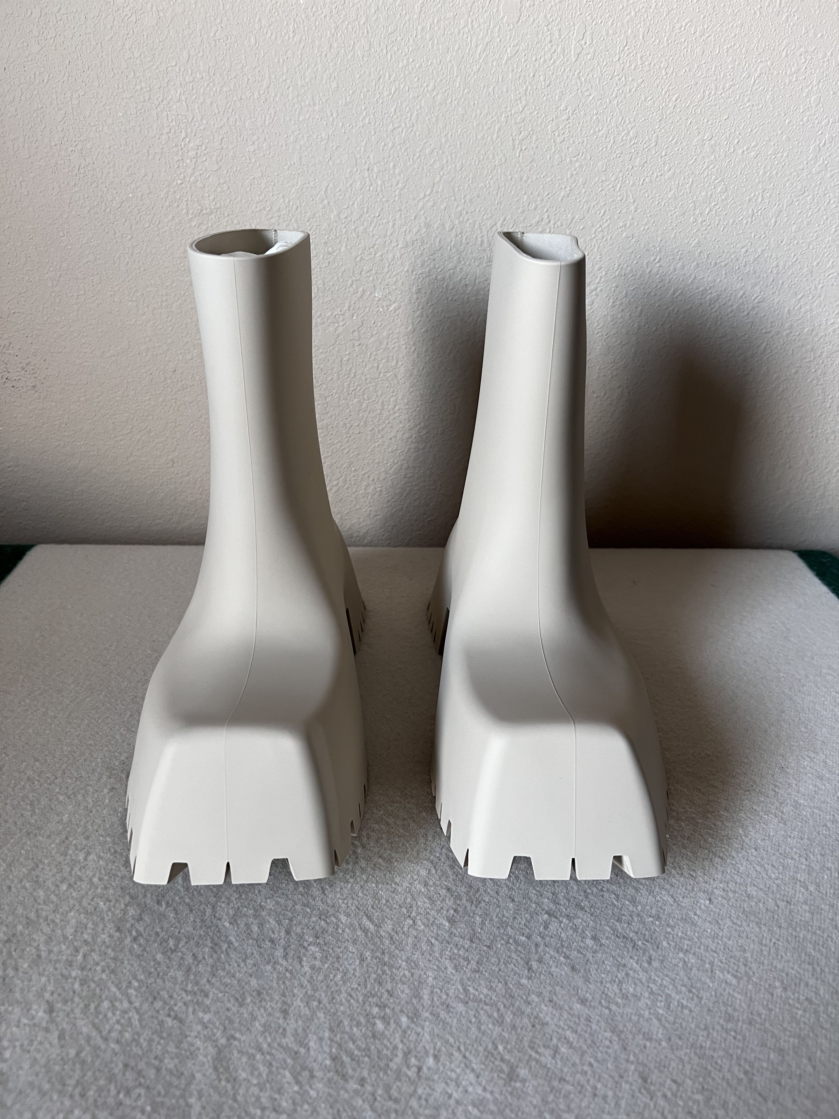 Balenciaga Balenciaga Trooper Boots in Beige Size US 8 / EU 41 - 4 Thumbnail