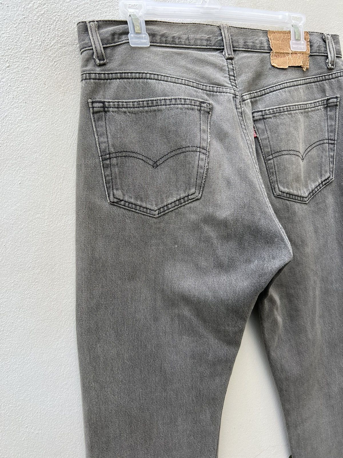 Levi's Vintage 80s Levi’s 501 Faded Black Denim Jeans Size US 32 / EU 48 - 16 Thumbnail