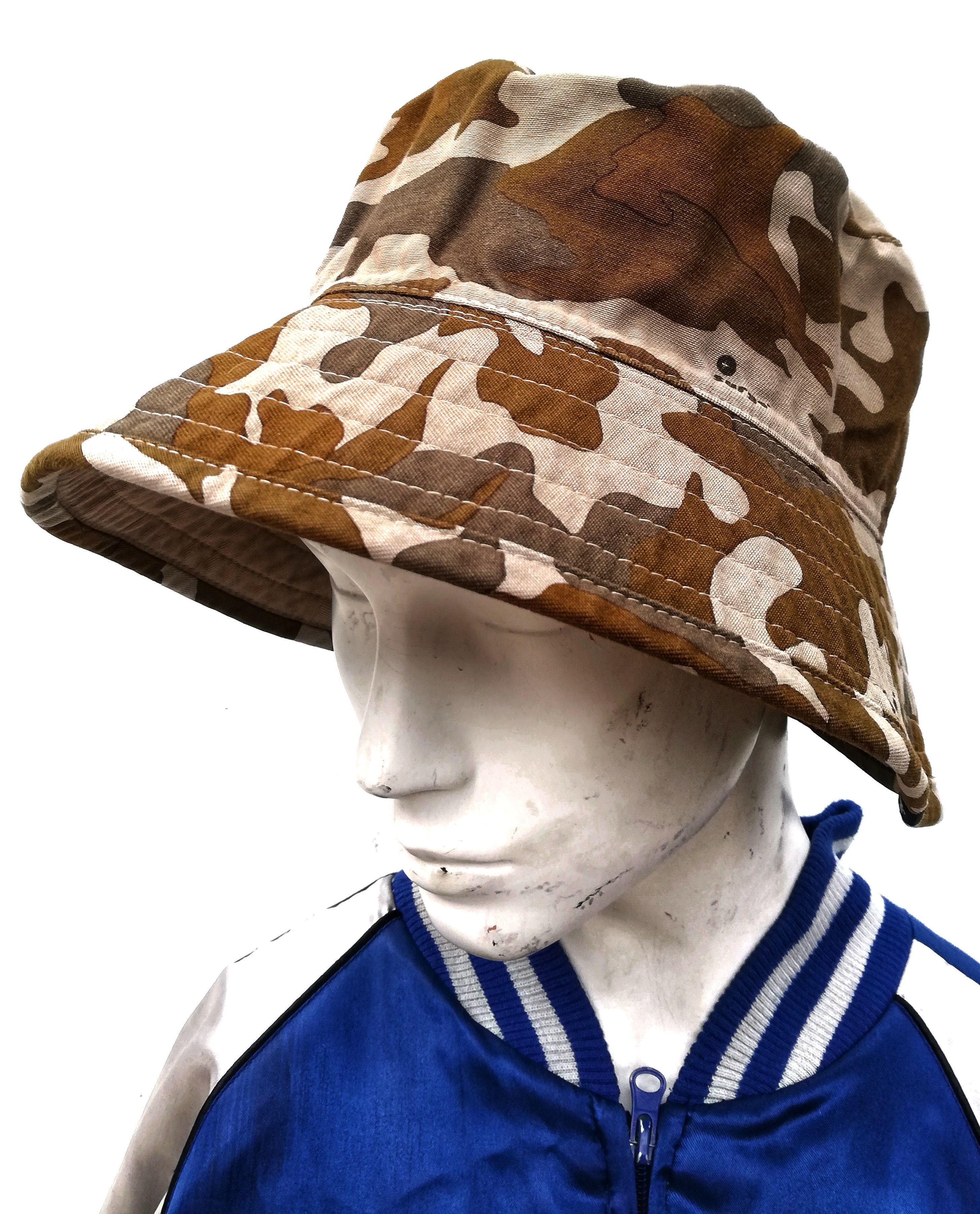 Japanese Brand 🔥SUMMER SALE 🏖 Surge* Camo Flag Reversible Bucket Hat Size ONE SIZE - 1 Thumbnail