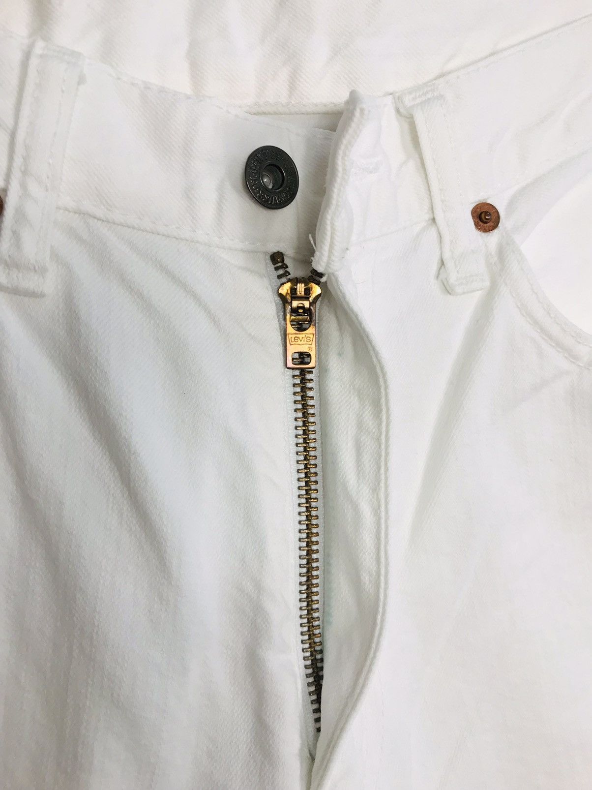 Japanese Brand × Levi's × Vintage Vintage Levi’s 502 Jeans White Colour Zipper Style Size US 31 - 8 Thumbnail