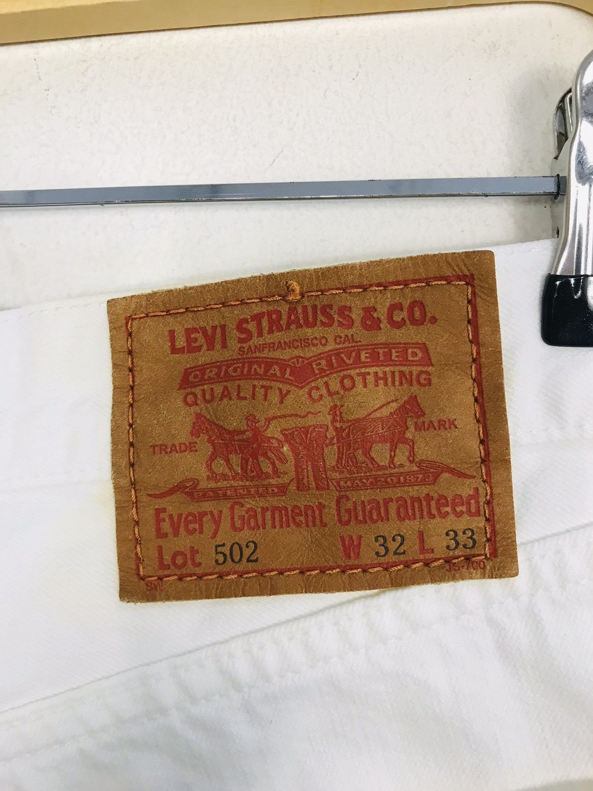 Japanese Brand × Levi's × Vintage Vintage Levi’s 502 Jeans White Colour Zipper Style Size US 31 - 13 Thumbnail