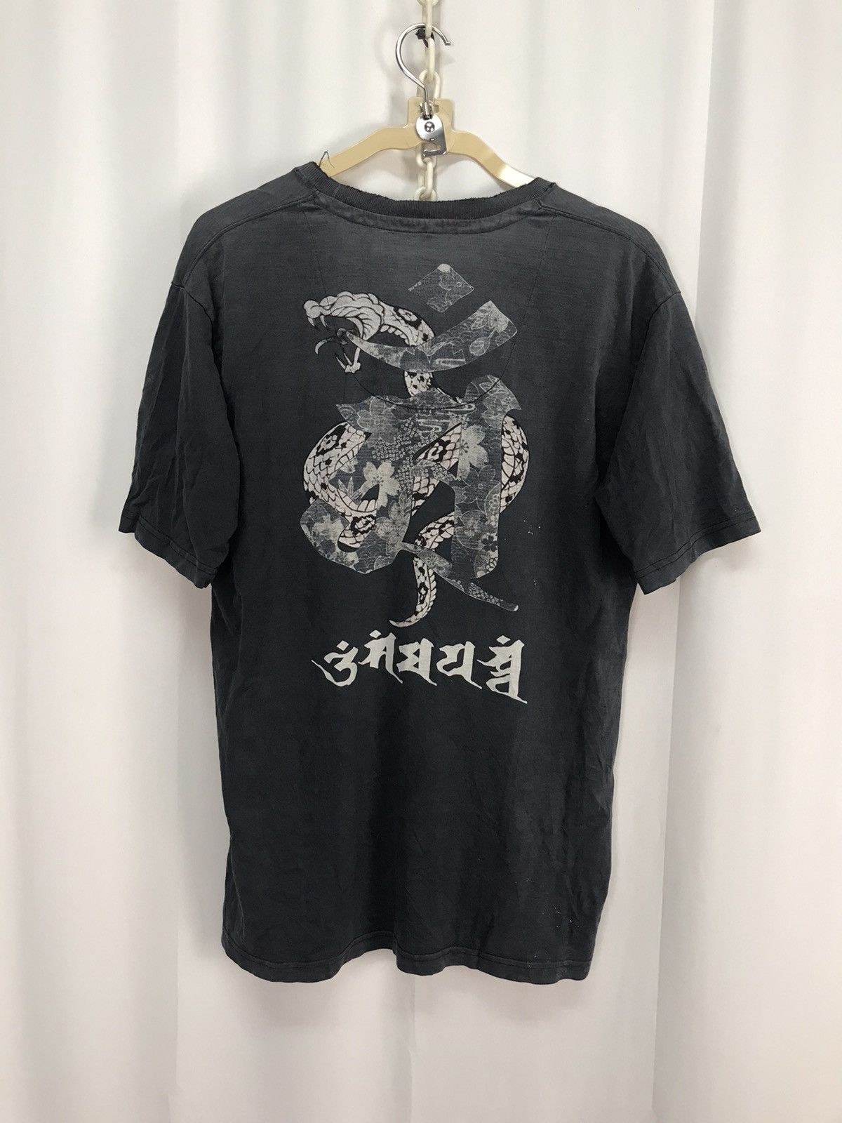 Japanese Brand Dragon printed distressed tshirt Size US M / EU 48-50 / 2 - 10 Thumbnail