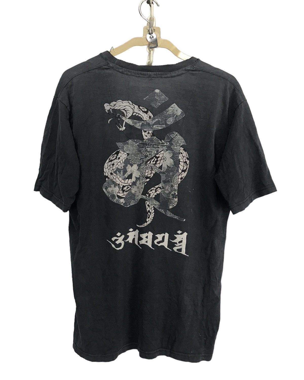 Japanese Brand Dragon printed distressed tshirt Size US M / EU 48-50 / 2 - 2 Thumbnail