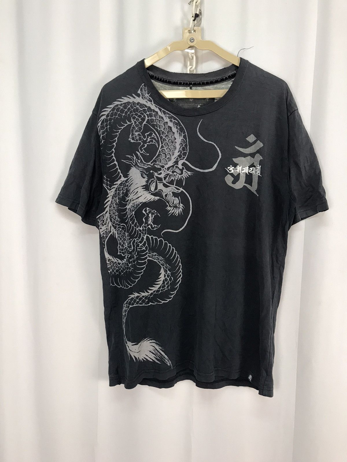 Japanese Brand Dragon printed distressed tshirt Size US M / EU 48-50 / 2 - 9 Thumbnail