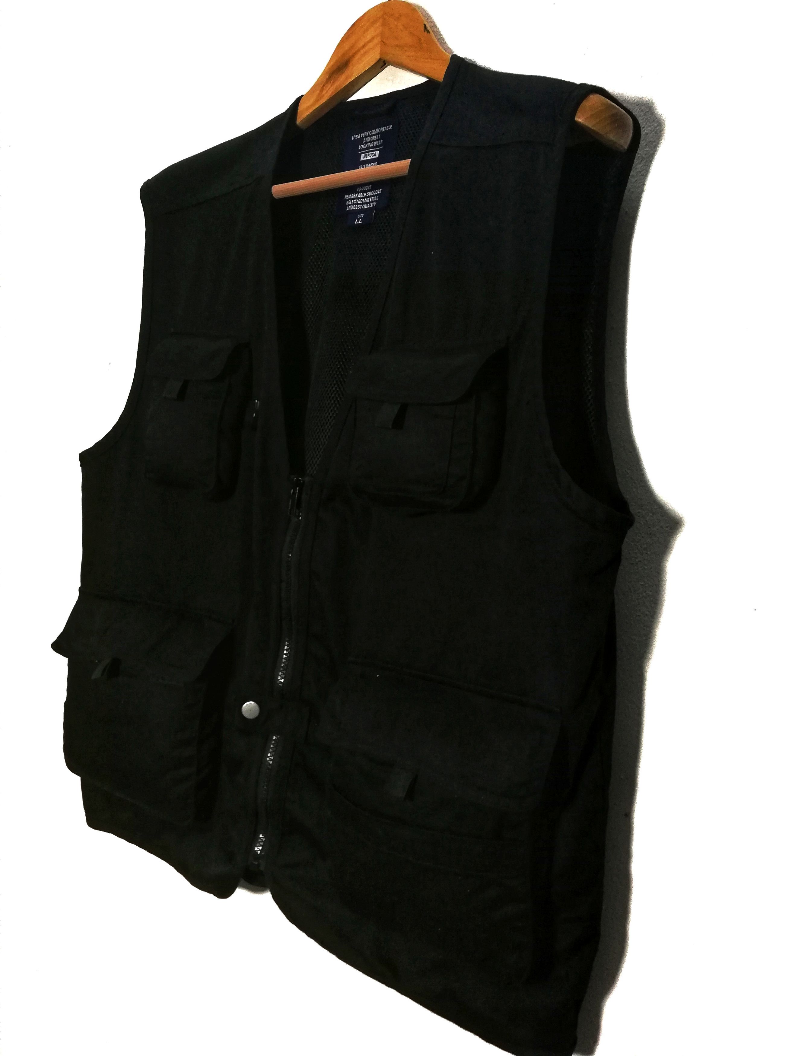 Japanese Brand (Need Gone Today) 🔥Nepuca Tactical /Utility Black Vest🔥 Size US L / EU 52-54 / 3 - 5 Thumbnail
