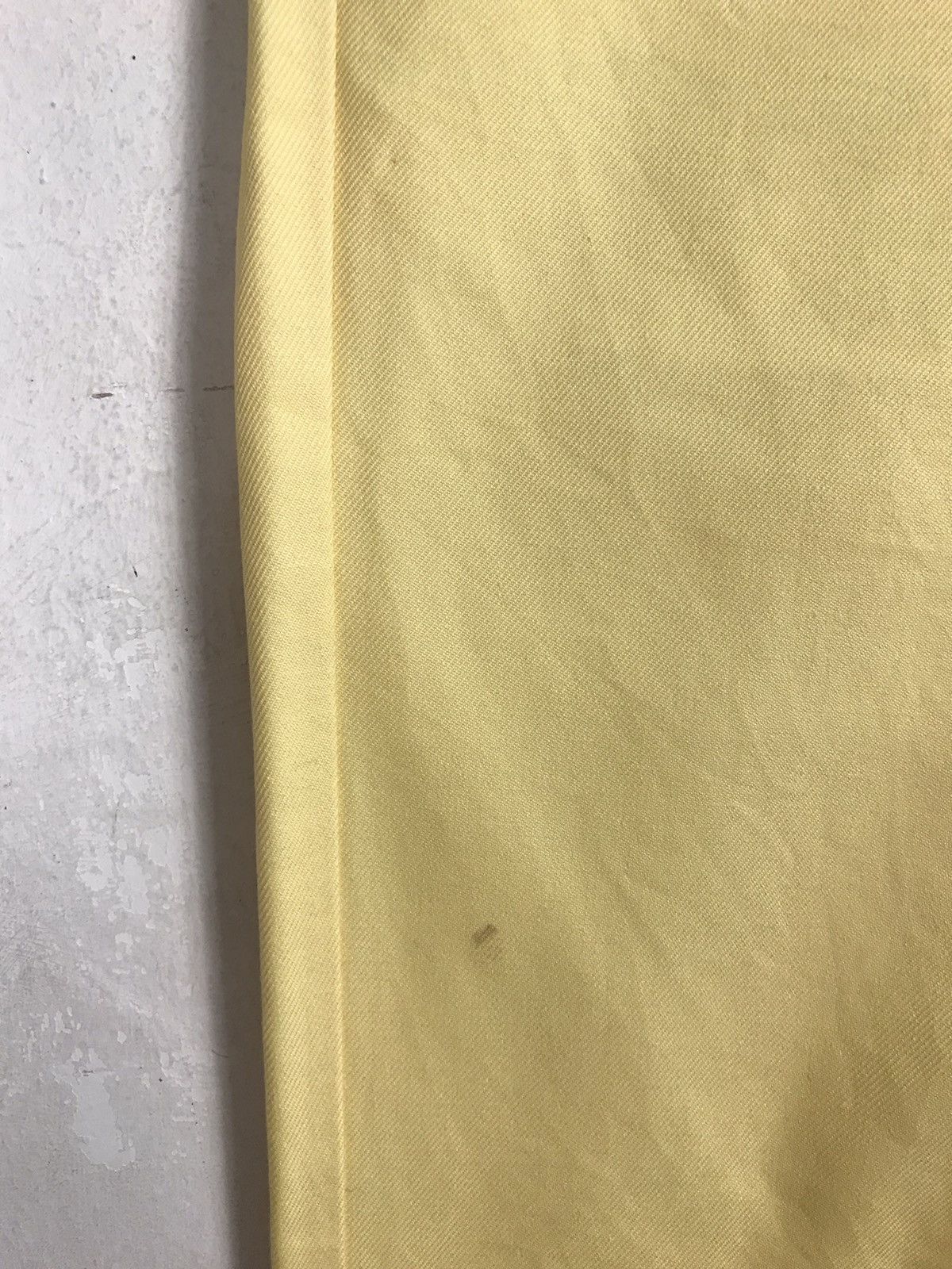 Levi's × Vintage Vintage Levi’s 519 Colour Yellow Zipper Design Size US 29 - 6 Thumbnail