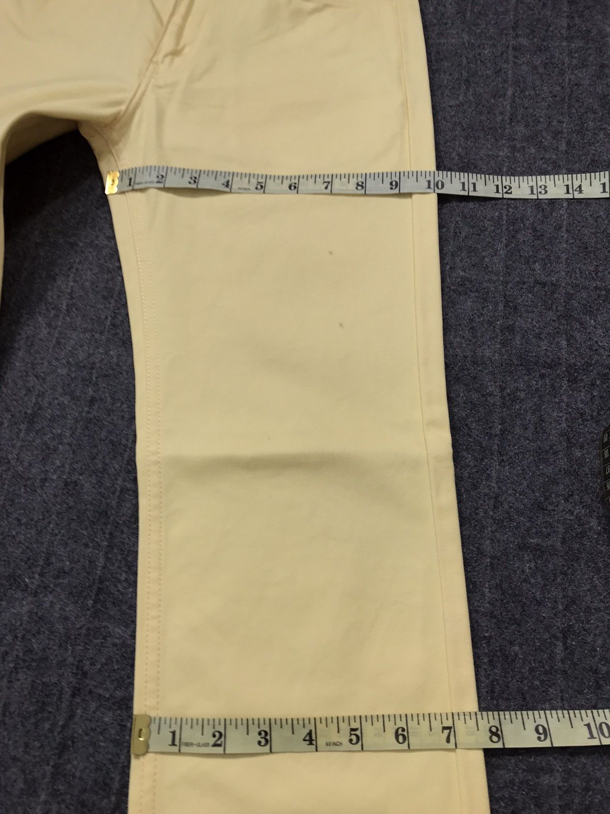 Levi's × Vintage Vintage Levi’s 519 Colour Yellow Zipper Design Size US 29 - 19 Thumbnail