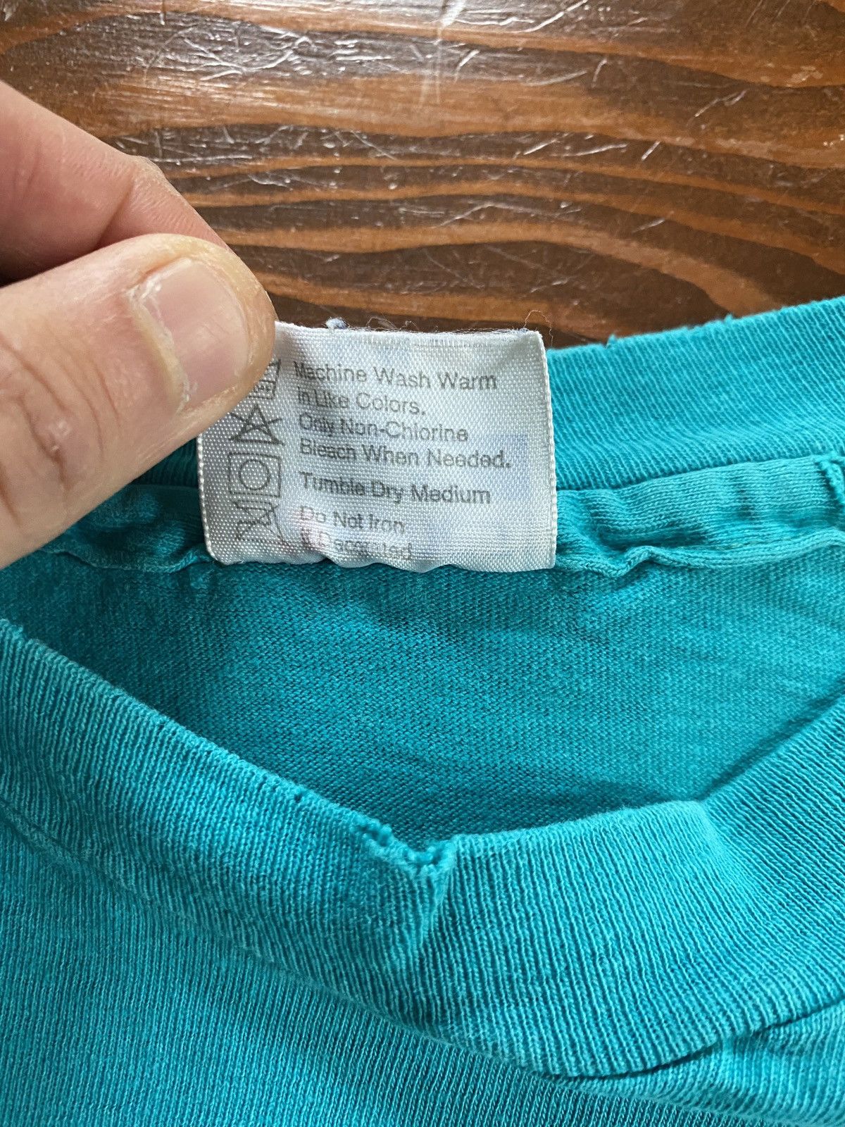 Hanes Vintage Early 90’s Sinar Camera Distressed Single Stitch Tee Size US M / EU 48-50 / 2 - 10 Thumbnail