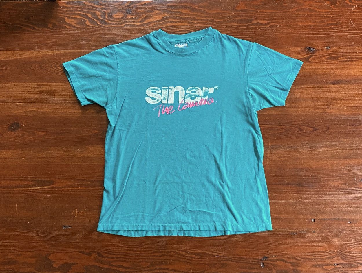 Hanes Vintage Early 90’s Sinar Camera Distressed Single Stitch Tee Size US M / EU 48-50 / 2 - 1 Thumbnail