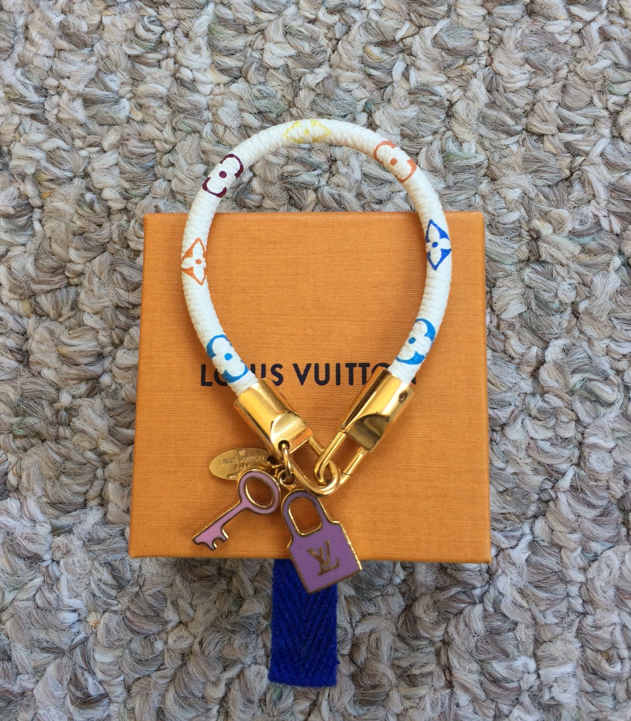 Louis Vuitton Monogram Chain Bracelet M00269 Silver Metal Ladies