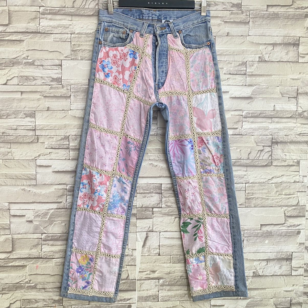 Levi's Vintage 90s ReMade Levis 501 Patchwork Floral Jeans 28x28 Size US 28 / EU 44 - 3 Thumbnail