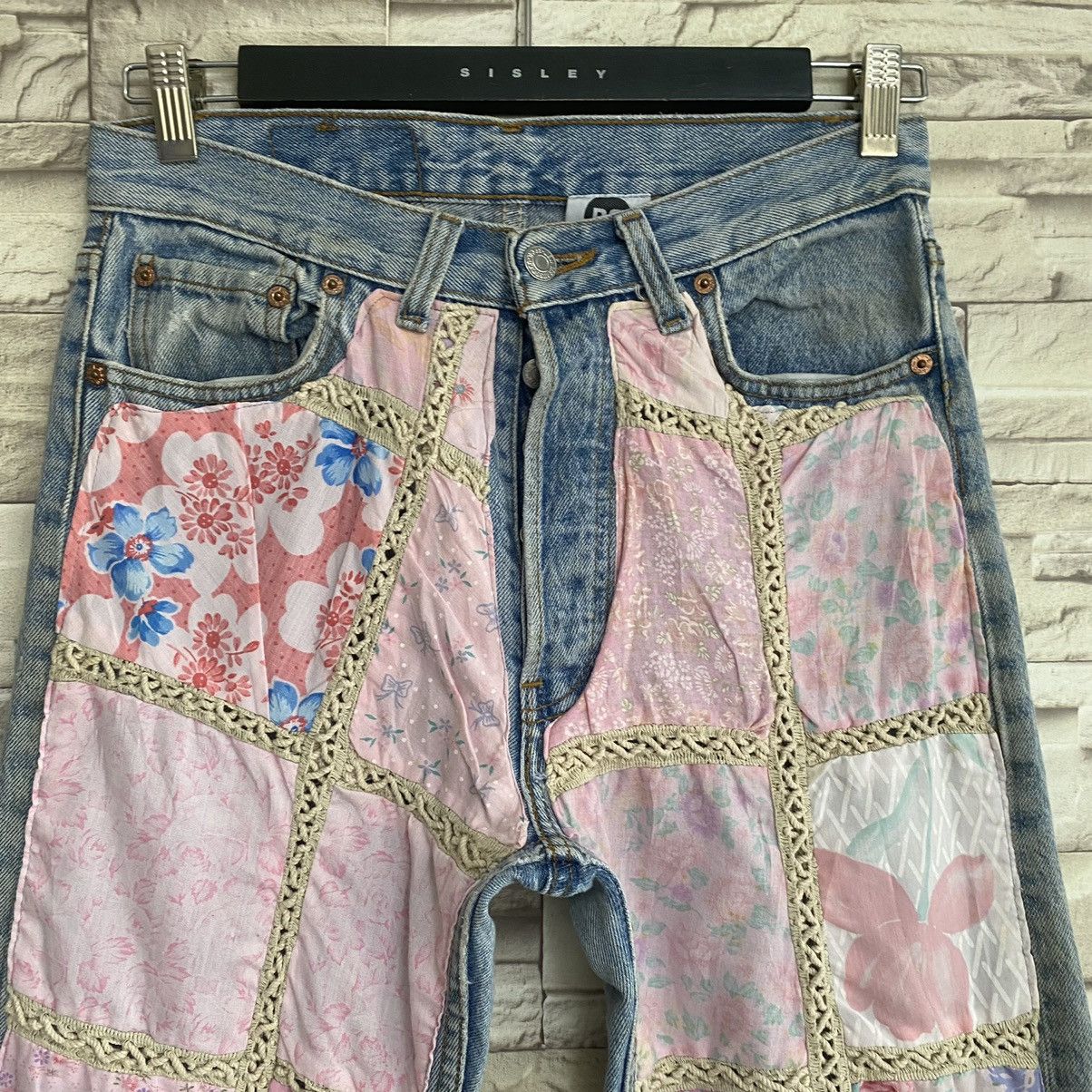 Levi's Vintage 90s ReMade Levis 501 Patchwork Floral Jeans 28x28 Size US 28 / EU 44 - 4 Thumbnail