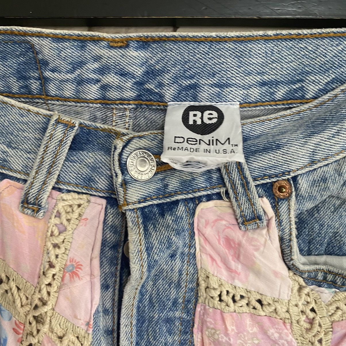 Levi's Vintage 90s ReMade Levis 501 Patchwork Floral Jeans 28x28 Size US 28 / EU 44 - 11 Thumbnail
