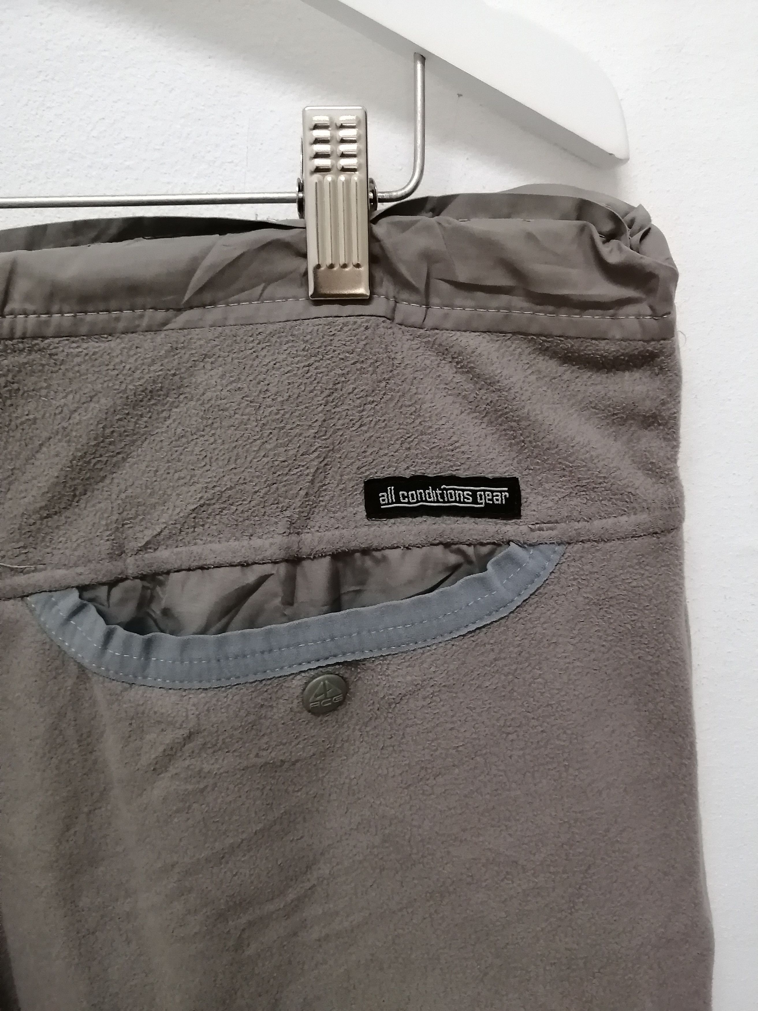 Nike ACG NIKE ACG Thermal Layer Therma Fit Pants Size US 33 - 9 Thumbnail