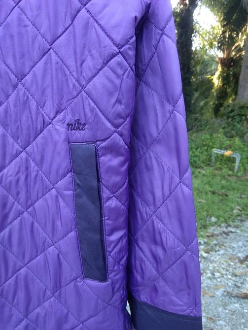 NIKE WOMAN REVERSIBLE QUILTED JACKET