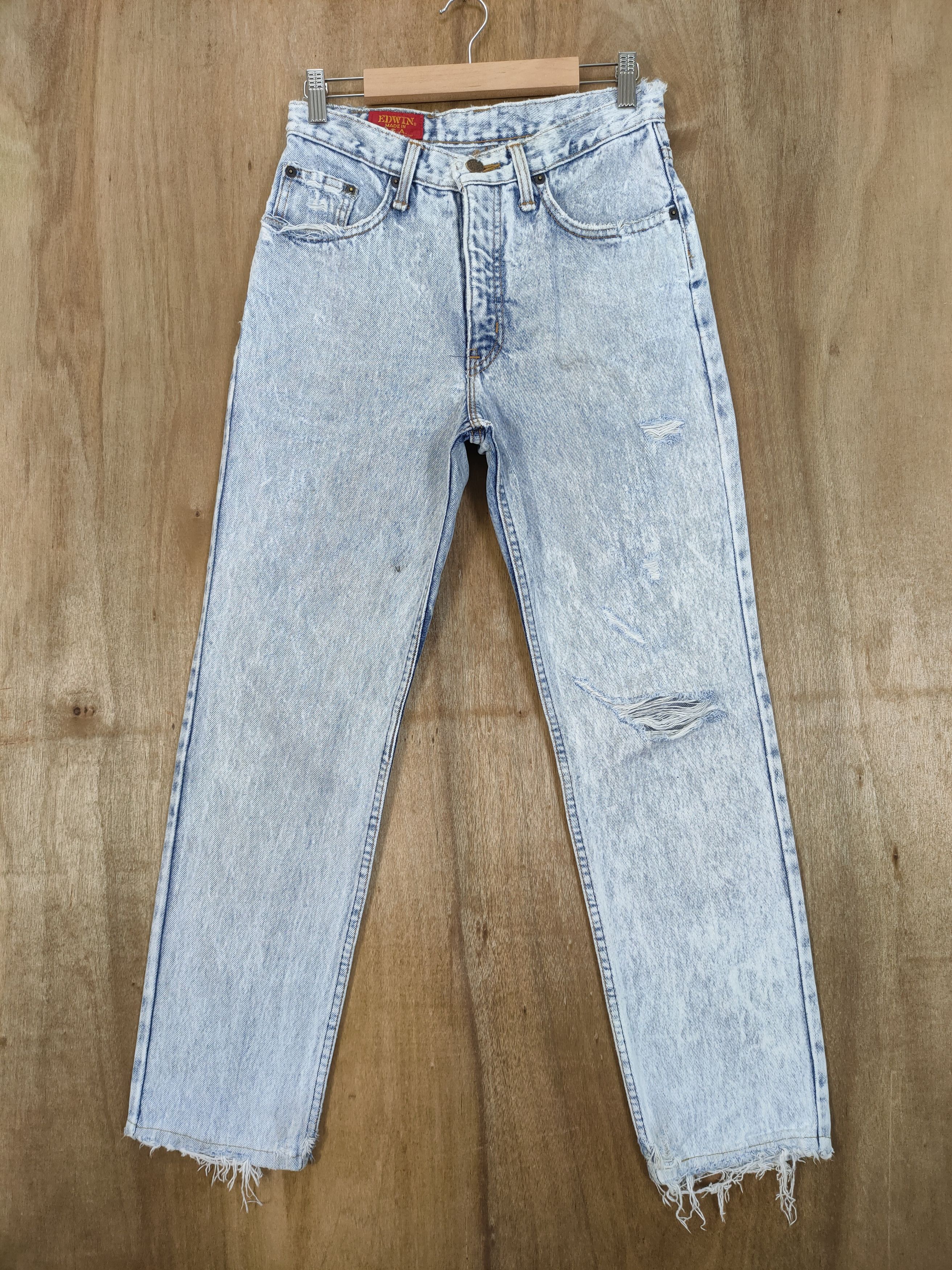 Edwin VINTAGE EDWIN FADED LIGHT BLUE ACID WASH JEANS PANTS Size US 28 / EU 44 - 1 Thumbnail