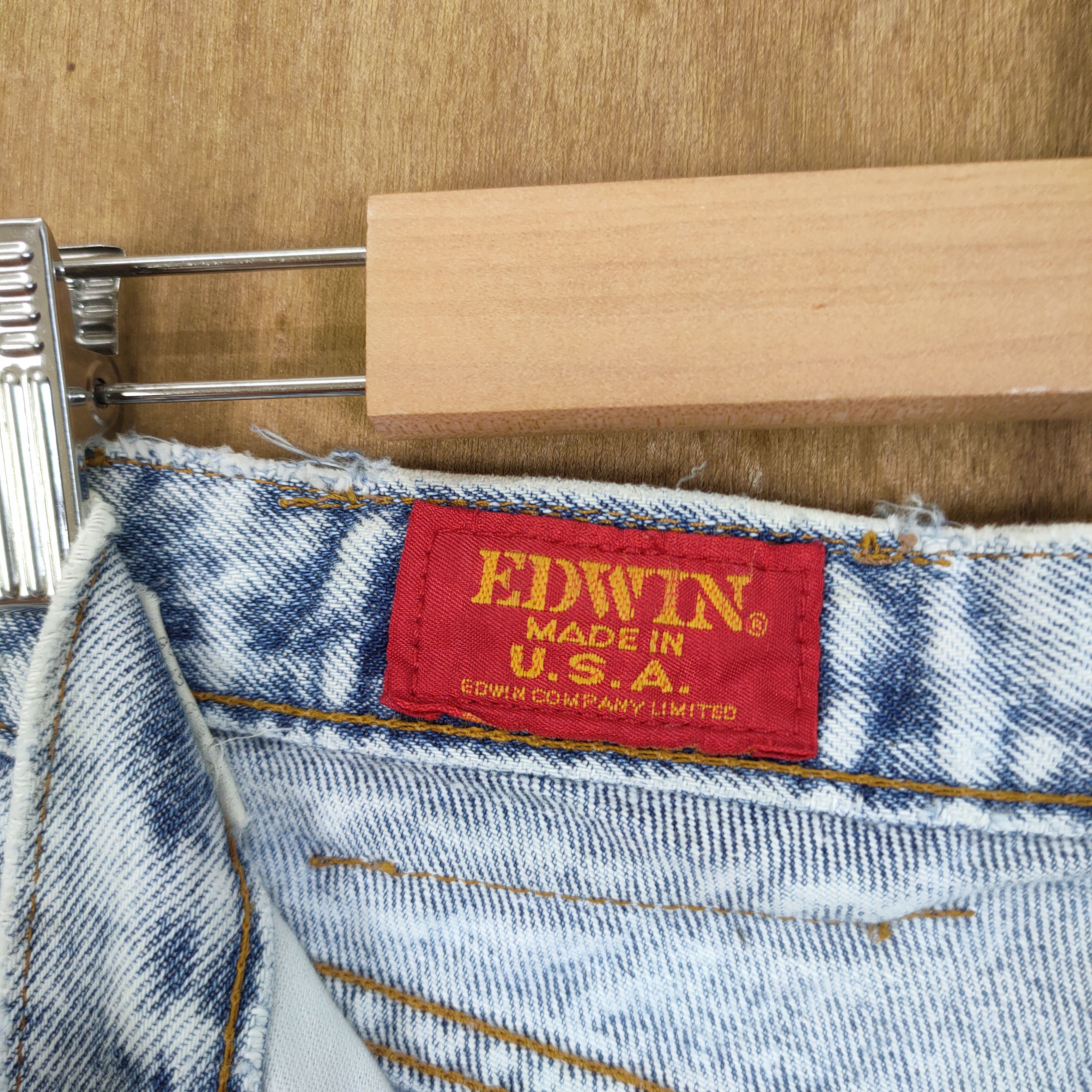 Edwin VINTAGE EDWIN FADED LIGHT BLUE ACID WASH JEANS PANTS Size US 28 / EU 44 - 12 Thumbnail