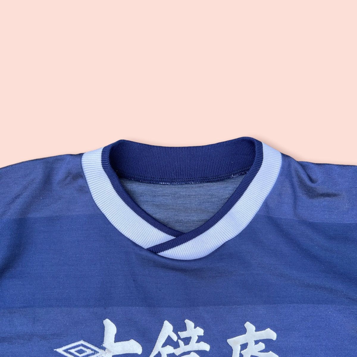 Japanese Brand VINTAGE UMBRO JAPAN SOCCER CLUB RETRO JERSEY Size US S / EU 44-46 / 1 - 4 Thumbnail