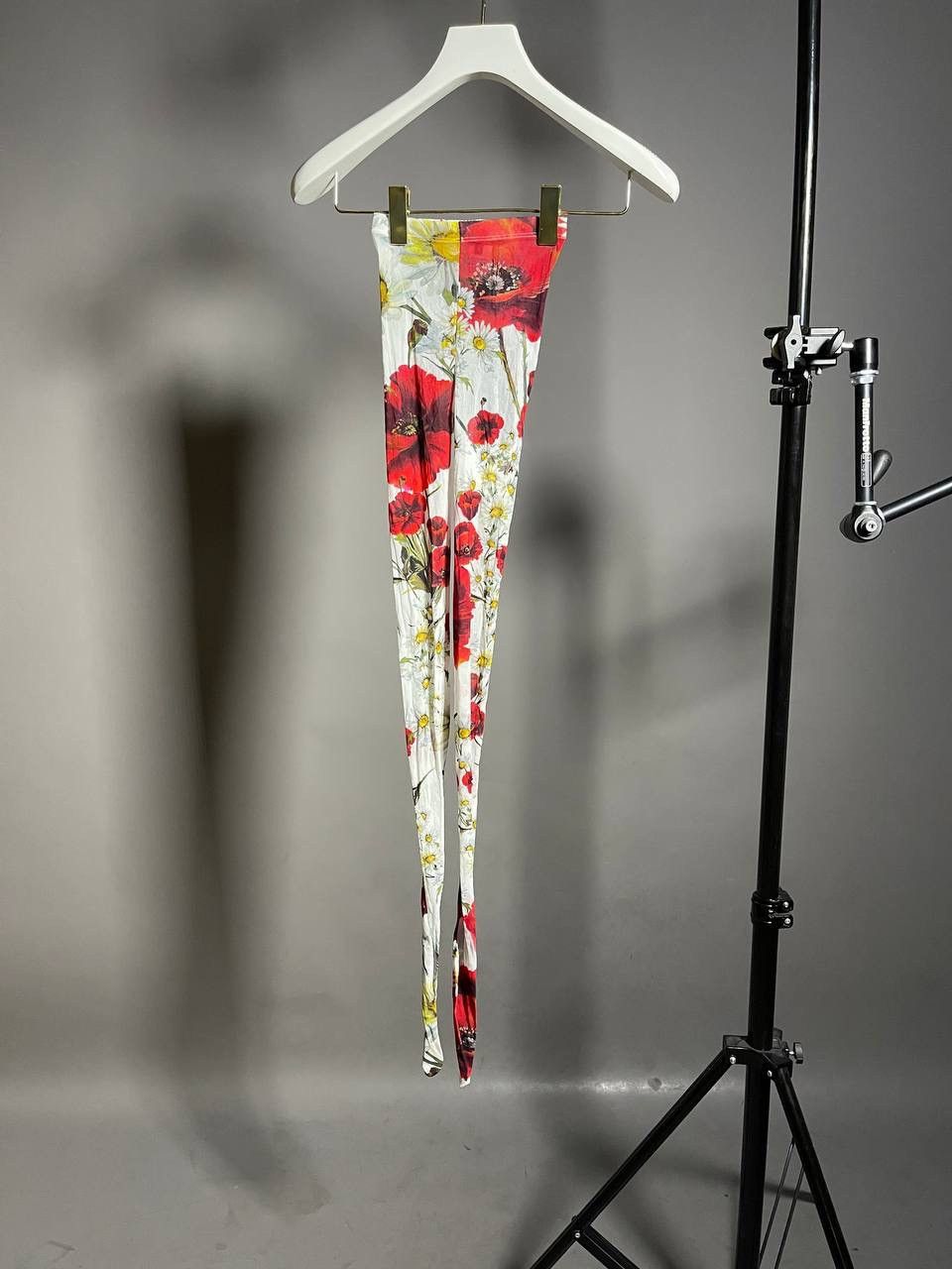image of Dolce Gabbana Floral Printed Tights in White/Red, Women's (Size 26)