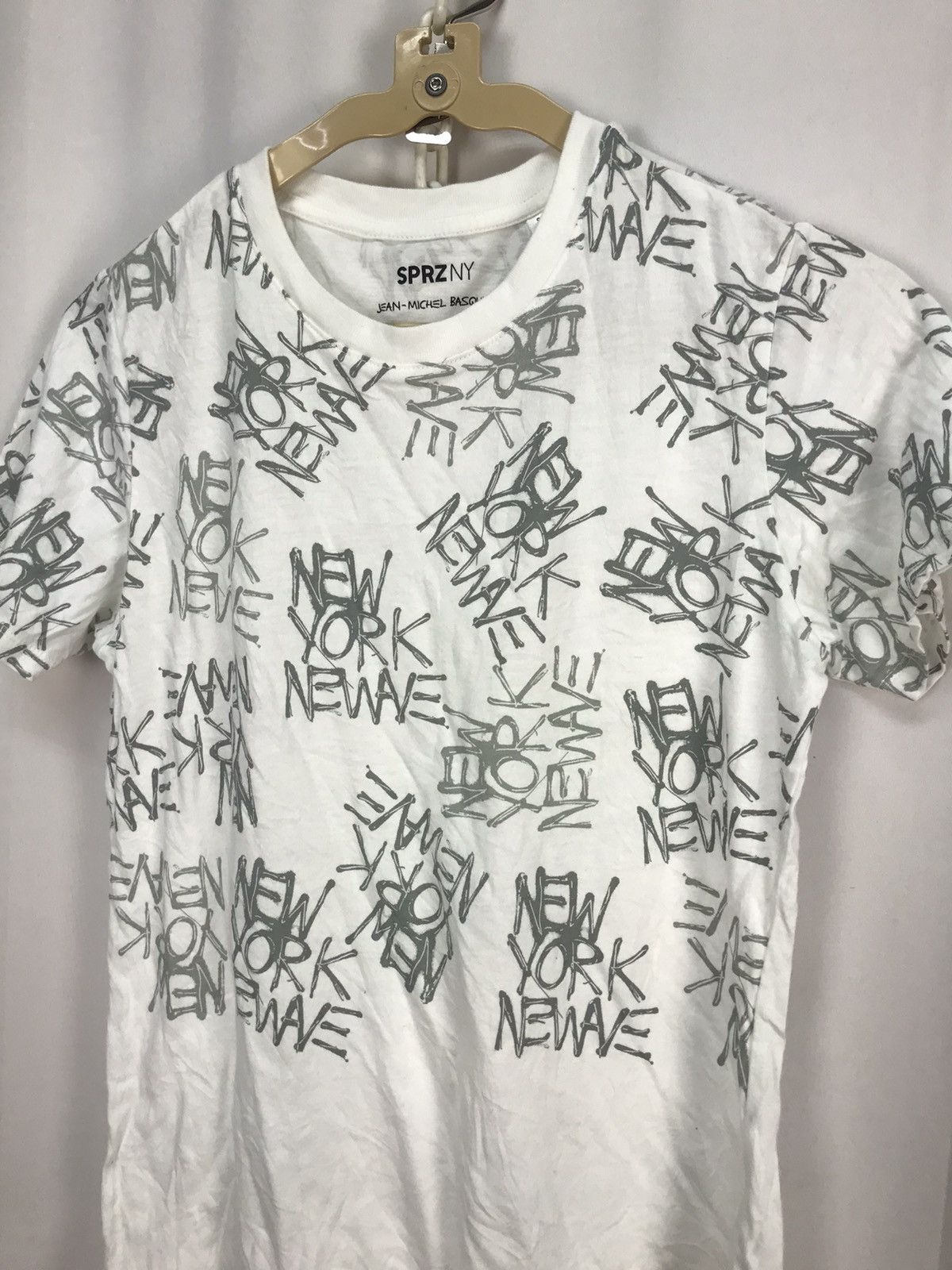 Jean-Michel Basquiat × Uniqlo Ut x Jean Michel basquiat printed shirt Size US XS / EU 42 / 0 - 3 Thumbnail