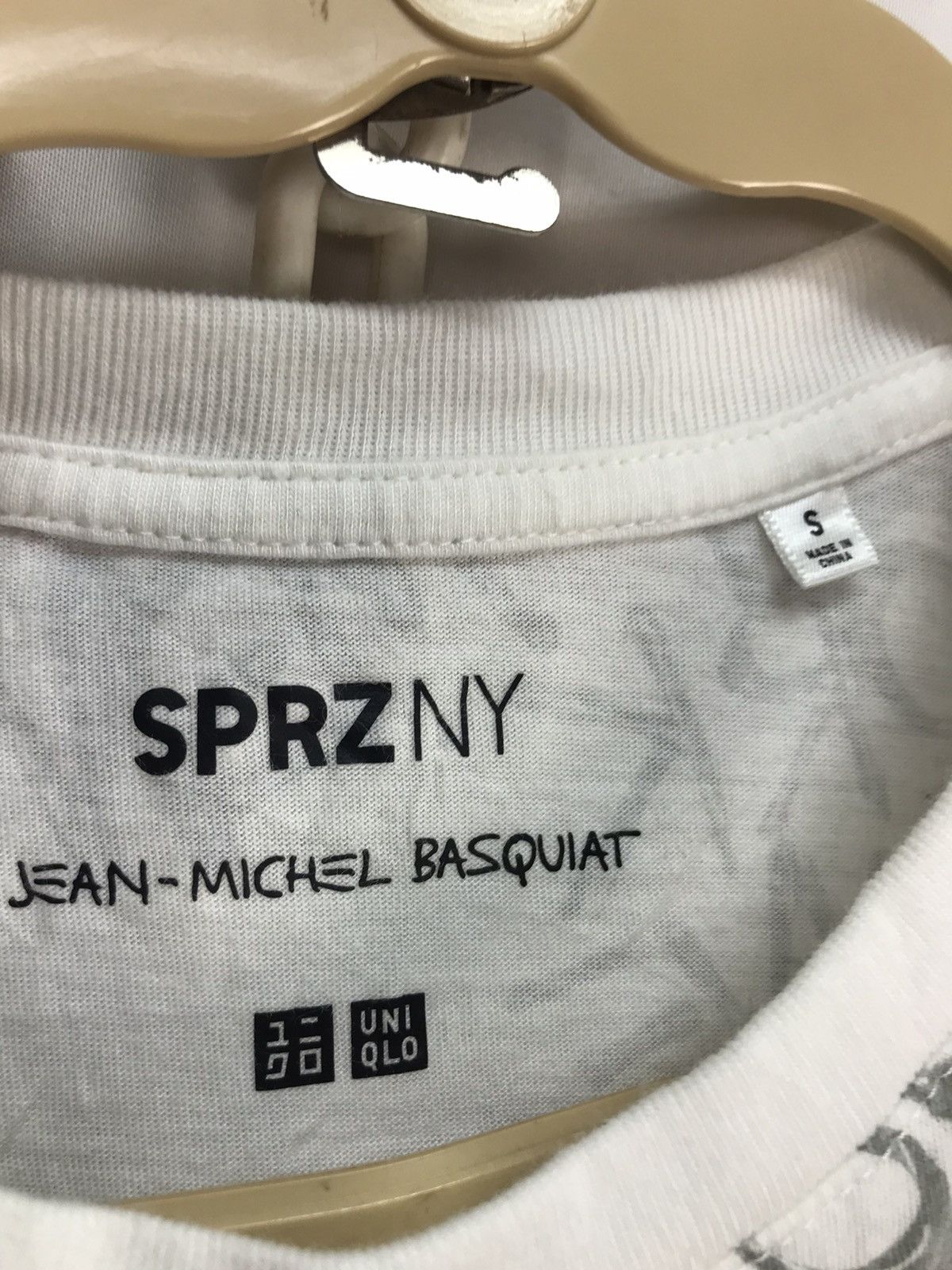 Jean-Michel Basquiat × Uniqlo Ut x Jean Michel basquiat printed shirt Size US XS / EU 42 / 0 - 4 Thumbnail