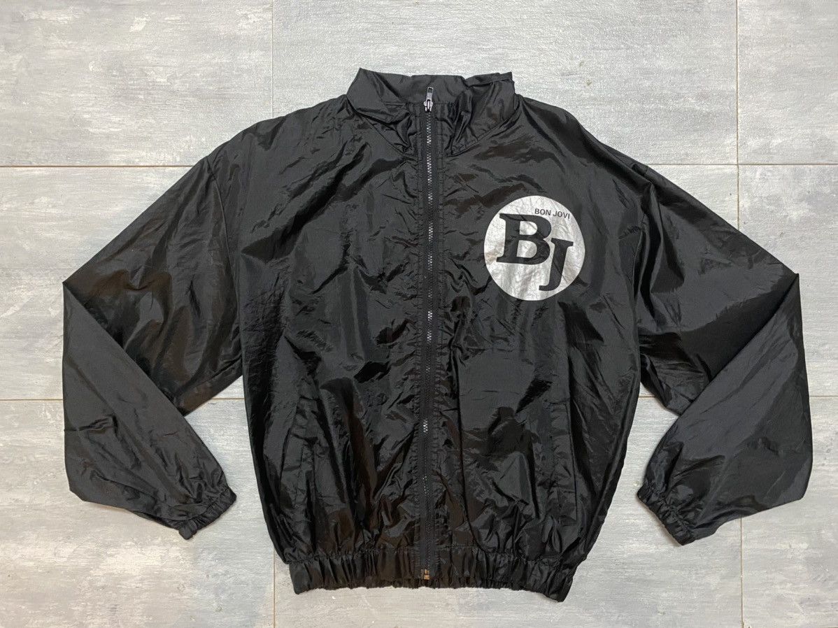 Band Tees RARE 2000's Bon Jovi JAPAN Tour Security Jacket Size US M / EU 48-50 / 2 - 6 Thumbnail