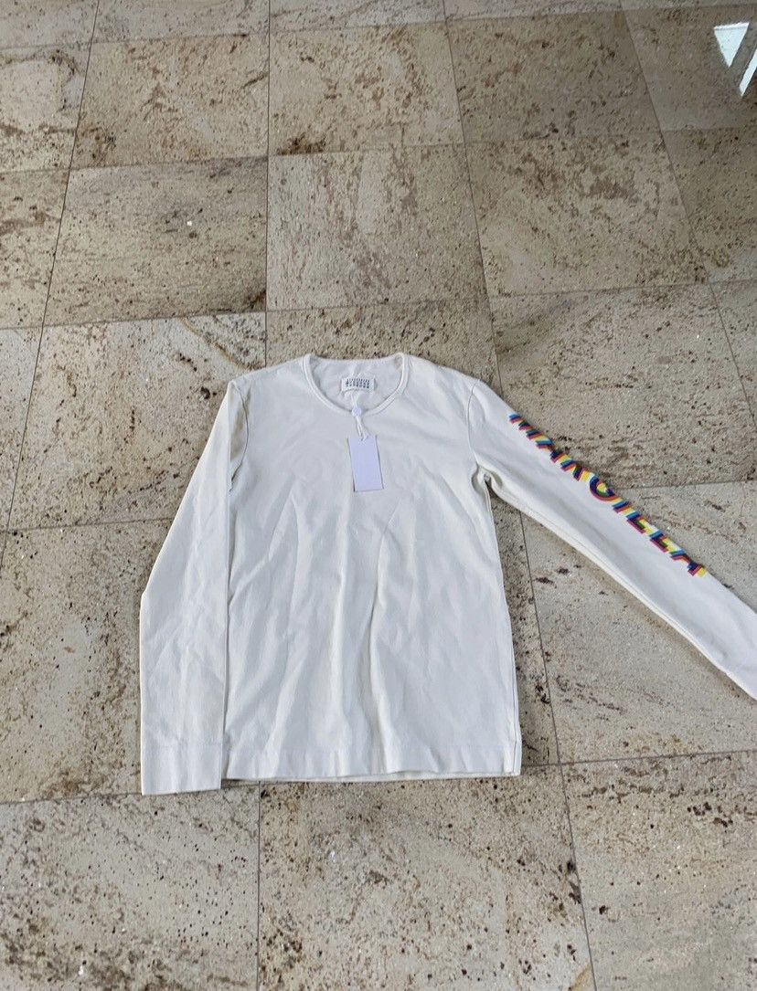 Maison Margiela o1rshd “You Are Not Powerless” Tee LS in White Rainbow Logo Size US S / EU 44-46 / 1 - 2 Thumbnail