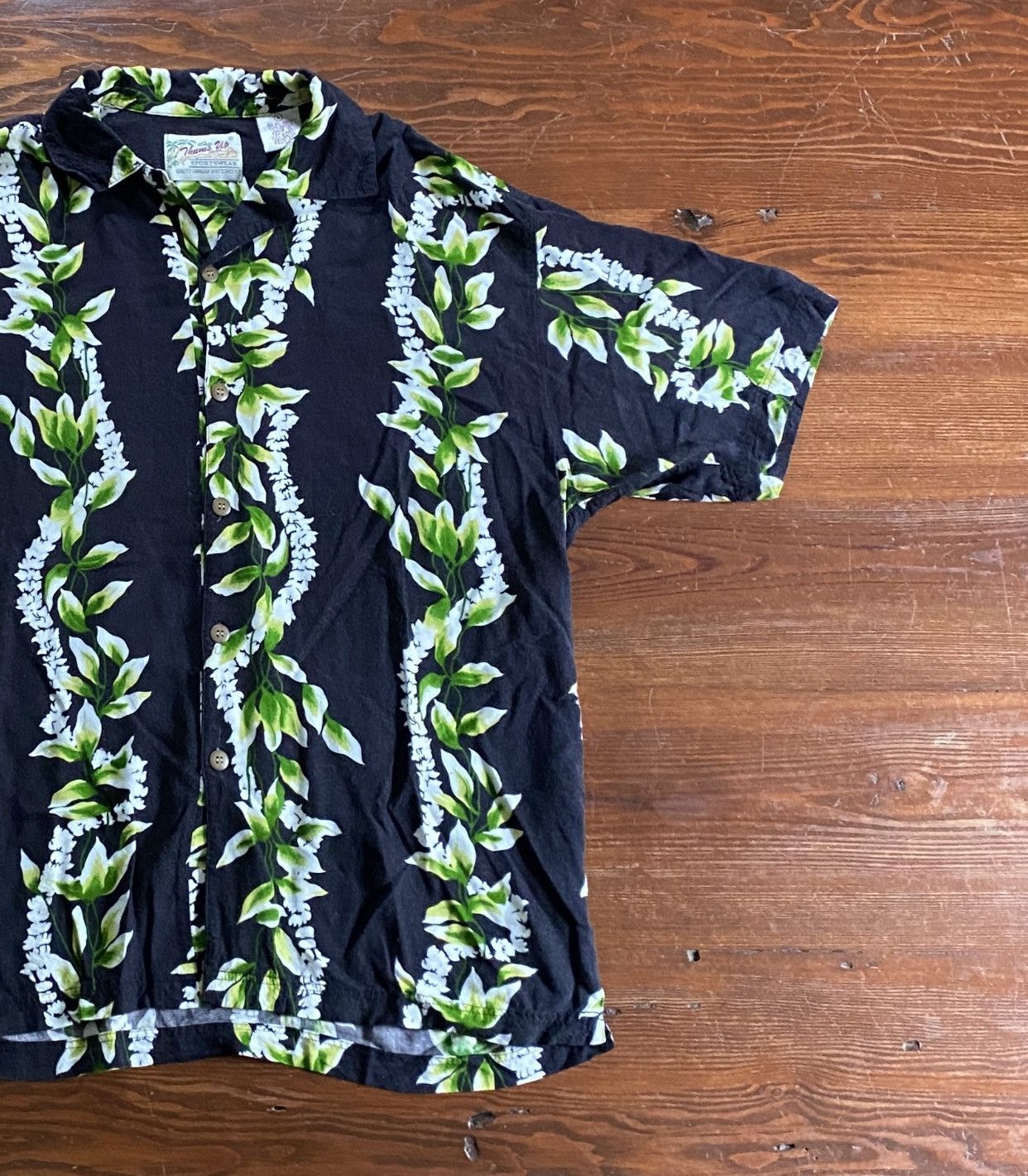Vintage Vintage 90’s Thums Up Faded Hawaiian Style Rayon Button Up Size US S / EU 44-46 / 1 - 1 Thumbnail