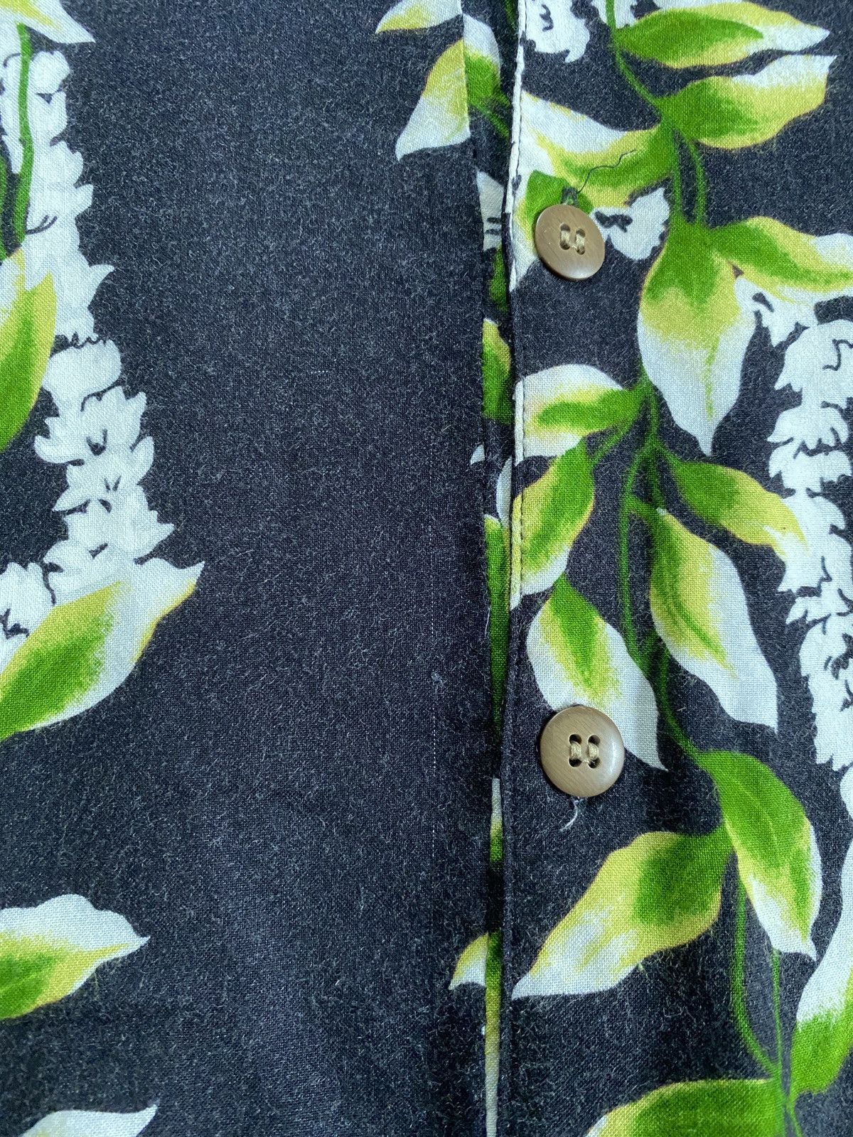 Vintage Vintage 90’s Thums Up Faded Hawaiian Style Rayon Button Up Size US S / EU 44-46 / 1 - 9 Thumbnail