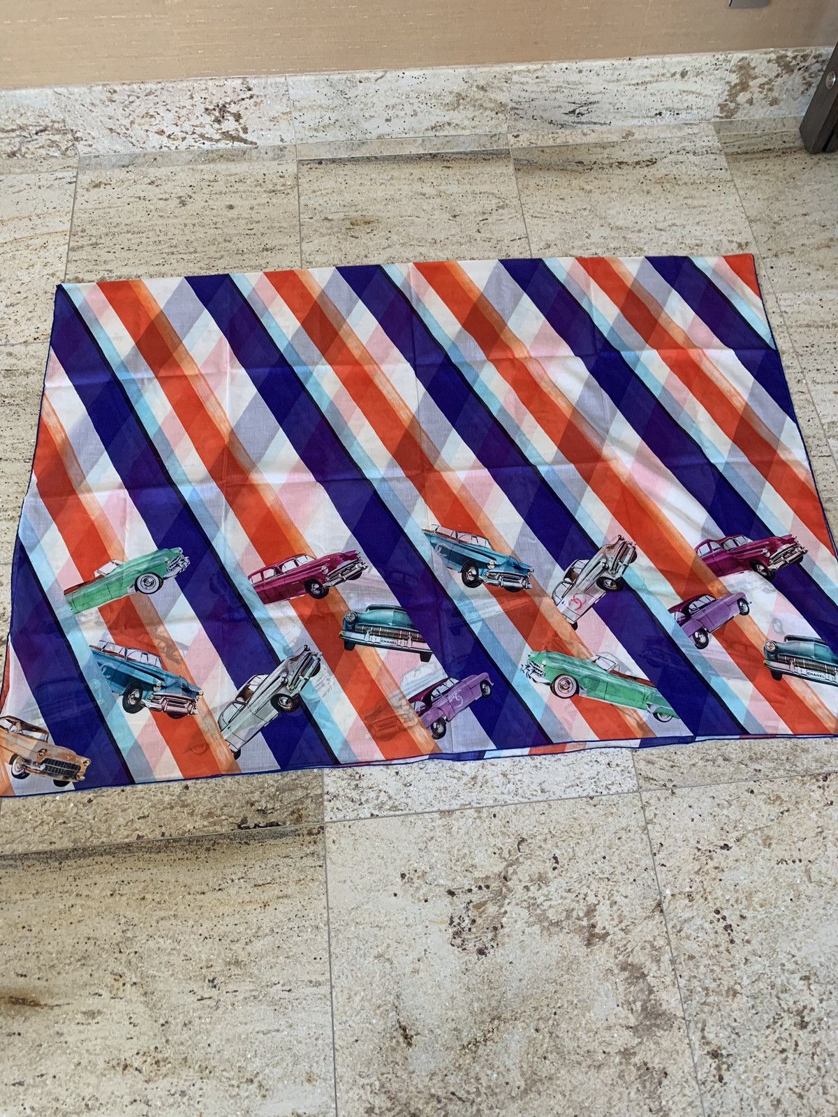 Chanel Cars All Over Scarf in Multicolor Size ONE SIZE - 2 Thumbnail