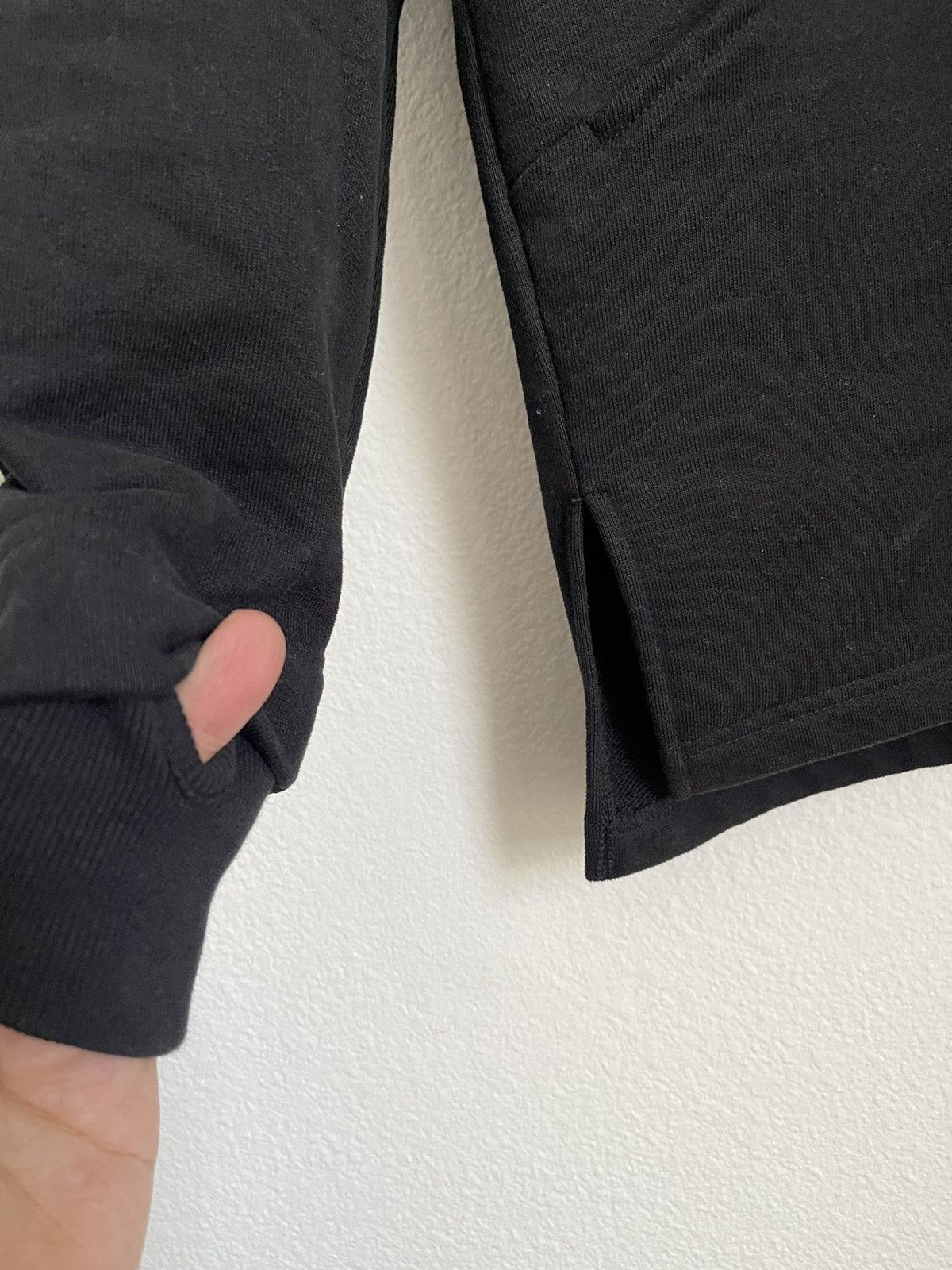 The Viridi-anne Like New, Black Masked Neck Sweatshirt - FINAL DROP Size US L / EU 52-54 / 3 - 8 Thumbnail