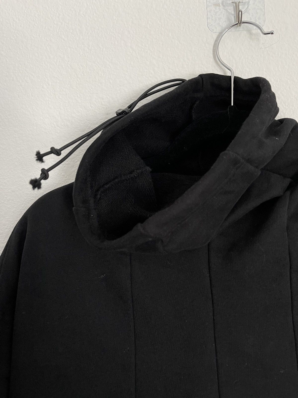 The Viridi-anne Like New, Black Masked Neck Sweatshirt - FINAL DROP Size US L / EU 52-54 / 3 - 6 Thumbnail