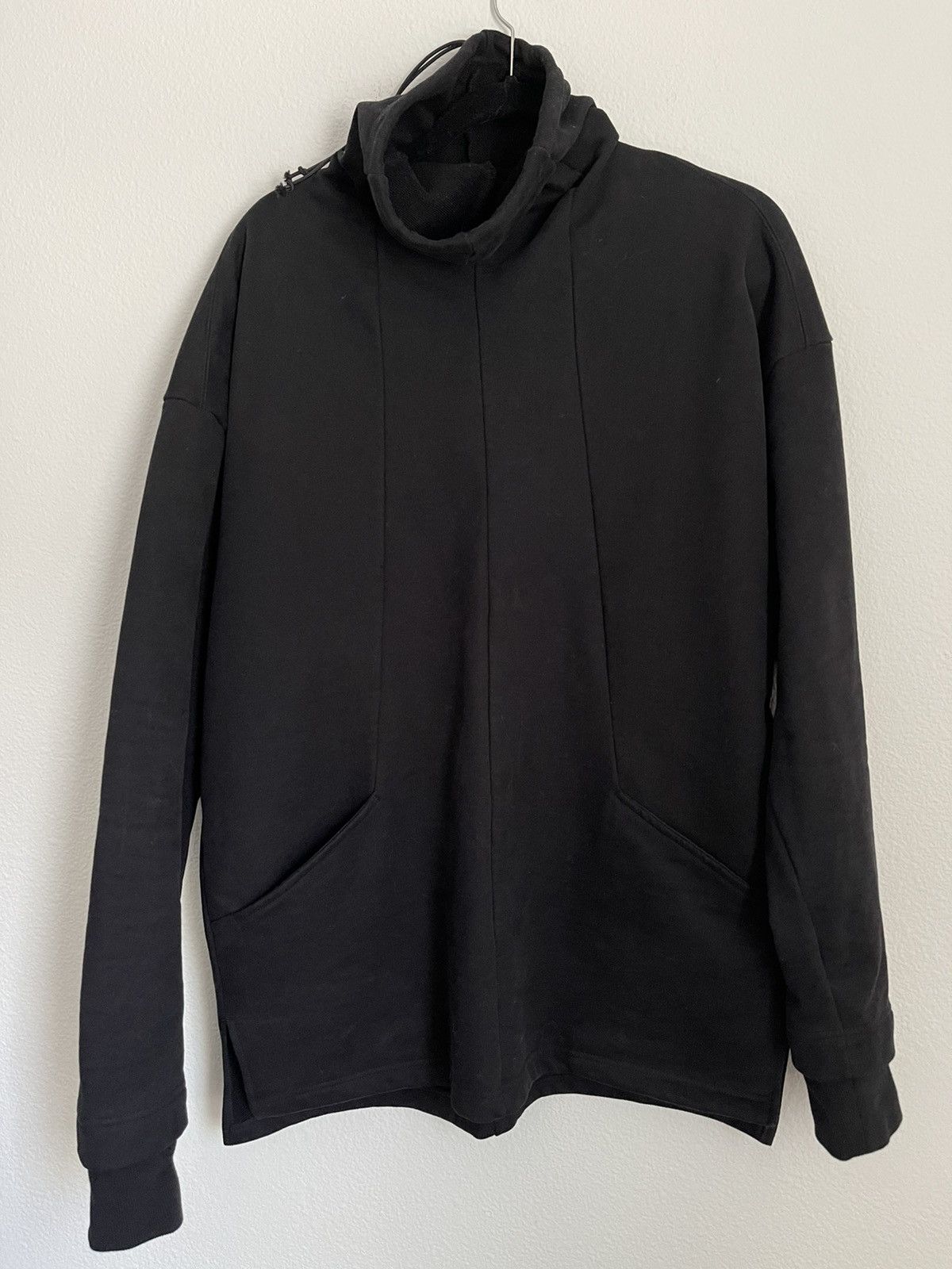 The Viridi-anne Like New, Black Masked Neck Sweatshirt - FINAL DROP Size US L / EU 52-54 / 3 - 5 Thumbnail