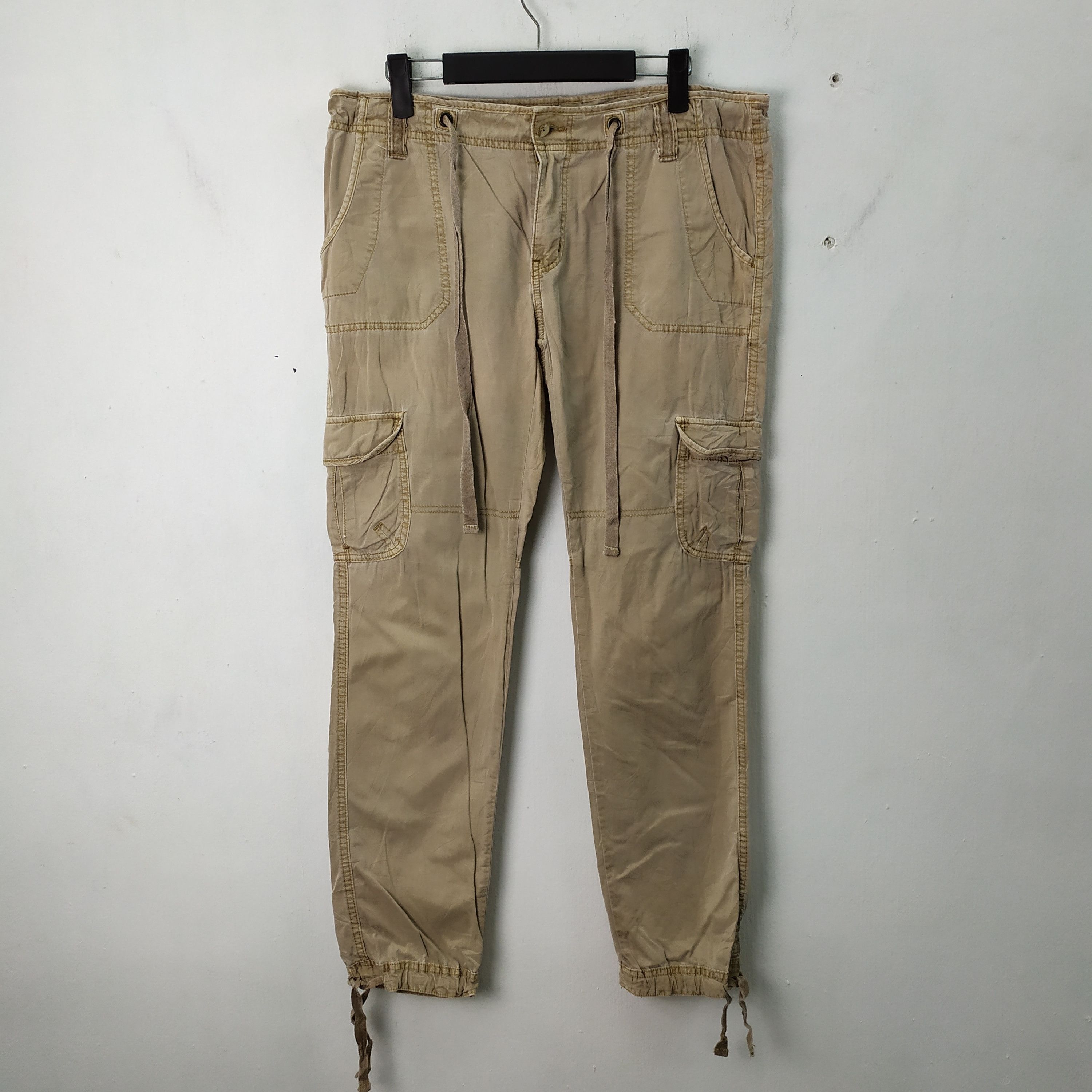 Japanese Brand JAPANESE BRAND BONDAGE CARGO PANTS Size US 29 - 1 Thumbnail