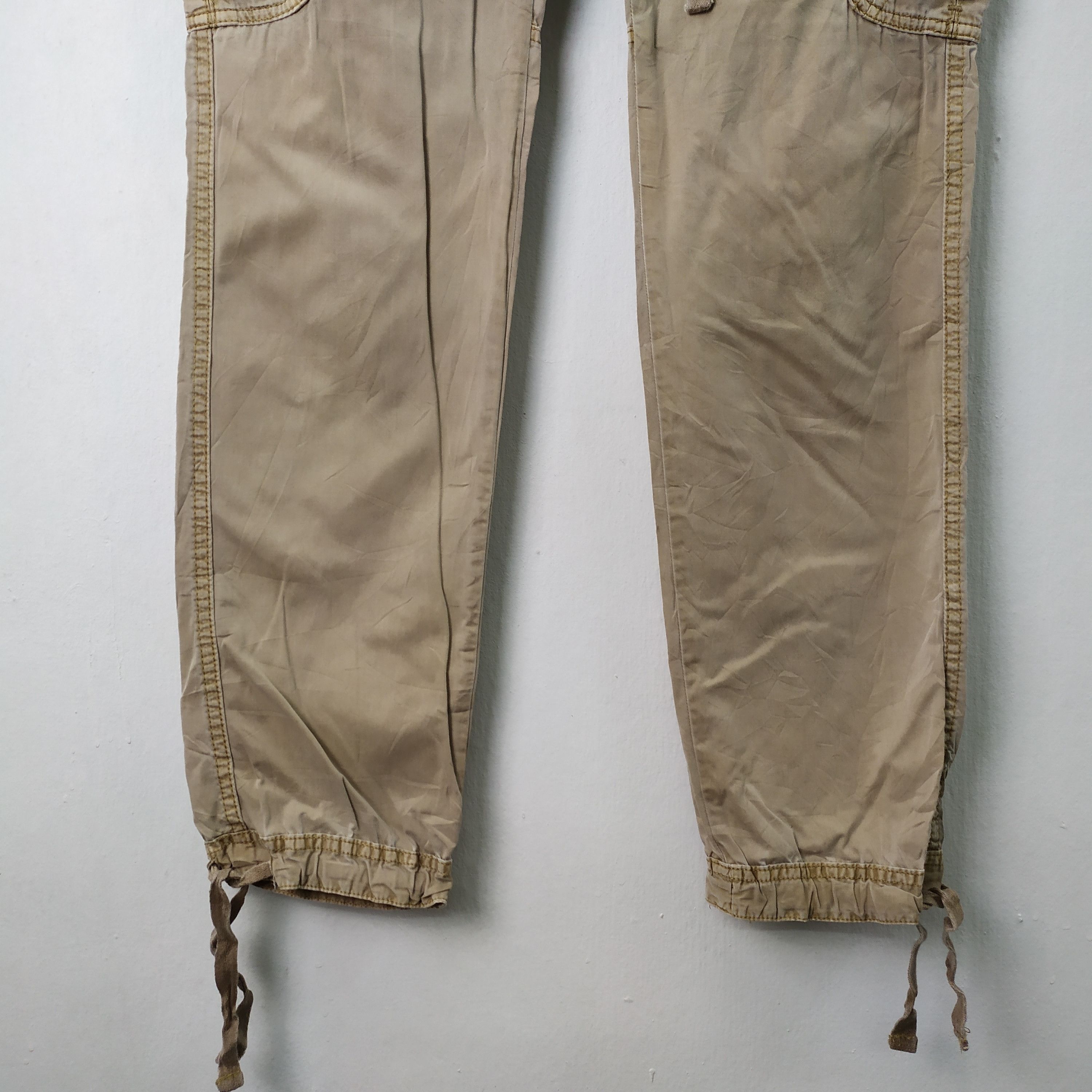 Japanese Brand JAPANESE BRAND BONDAGE CARGO PANTS Size US 29 - 3 Thumbnail